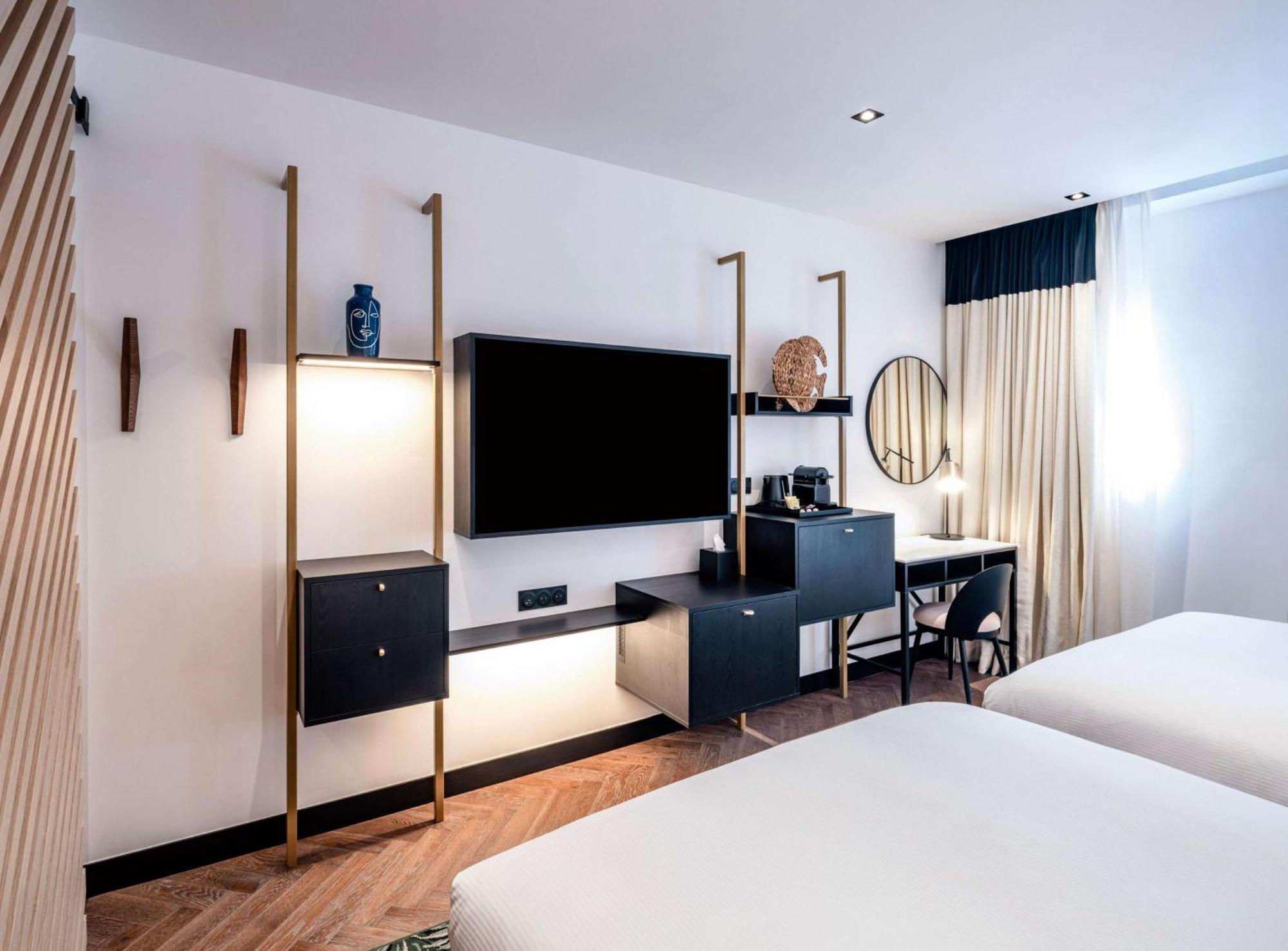 Twin Room City View