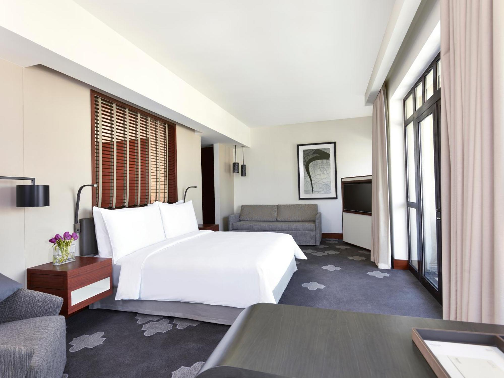 King Suite Sofa Bed Premier Landmark View