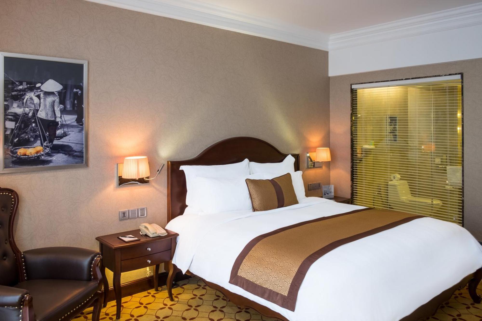 Deluxe Double or Twin Room