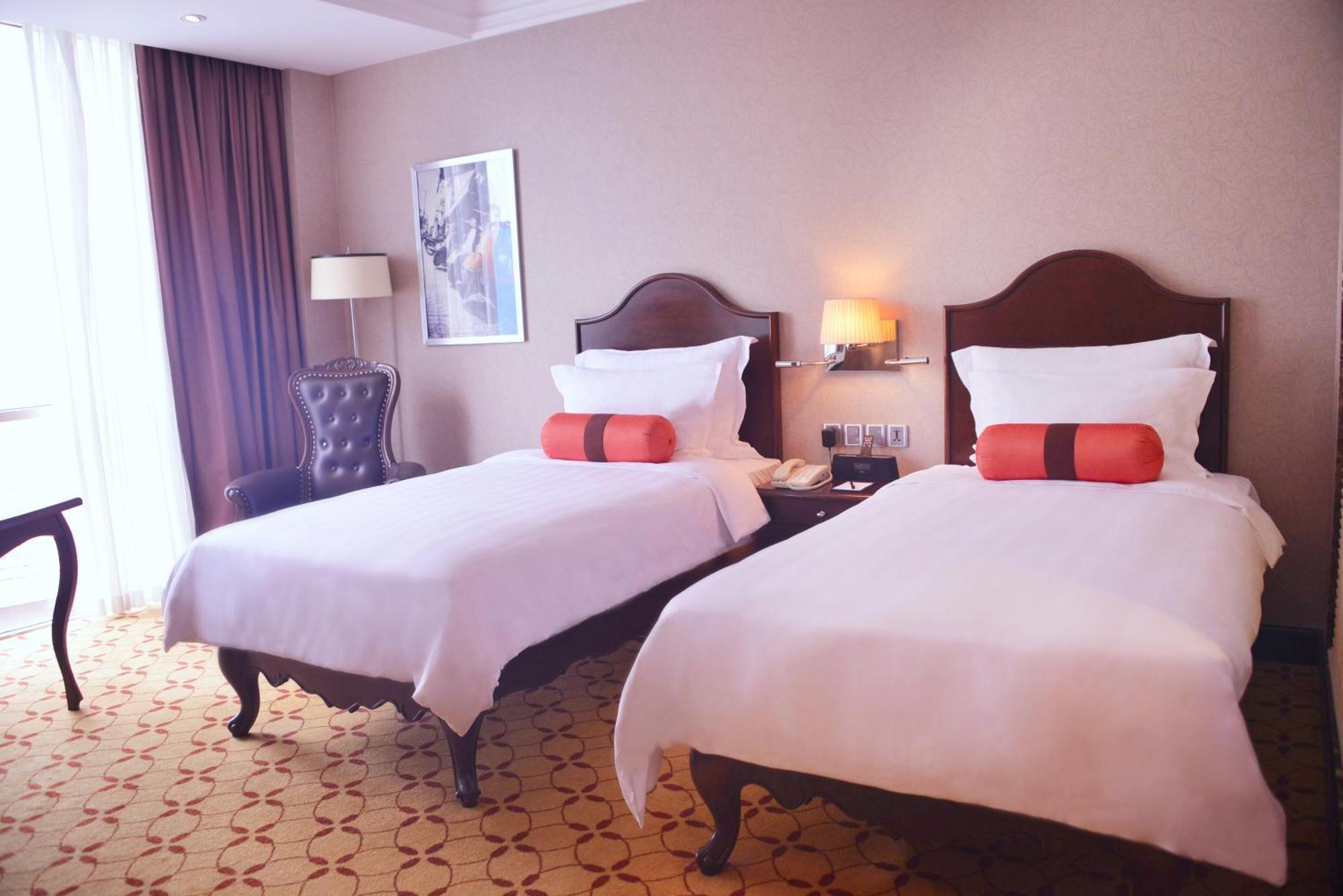 Deluxe Double or Twin Room