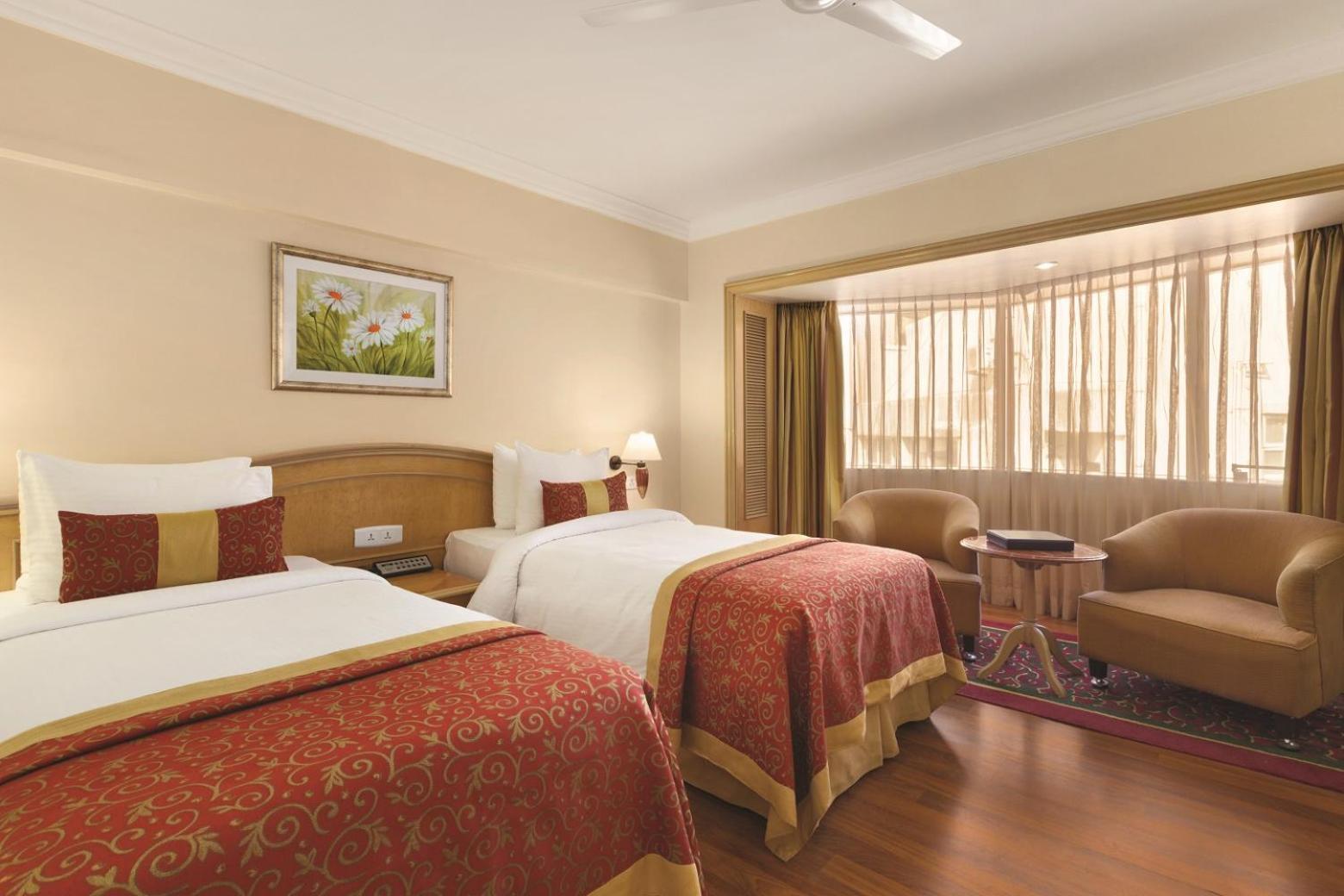 Deluxe Room on Food & Soft Beverages