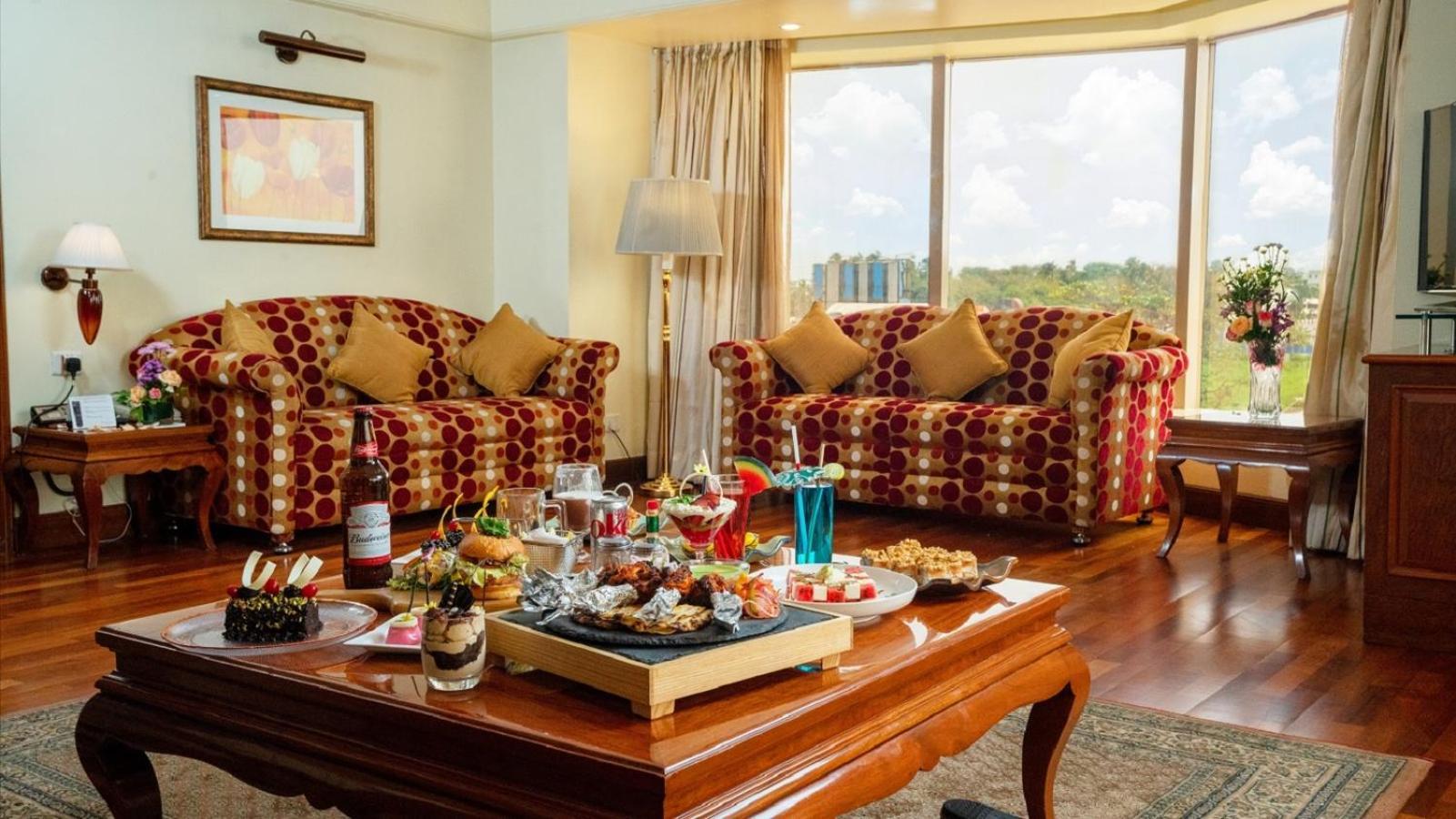 Deluxe Suite Sea View on Food & Soft Beverages