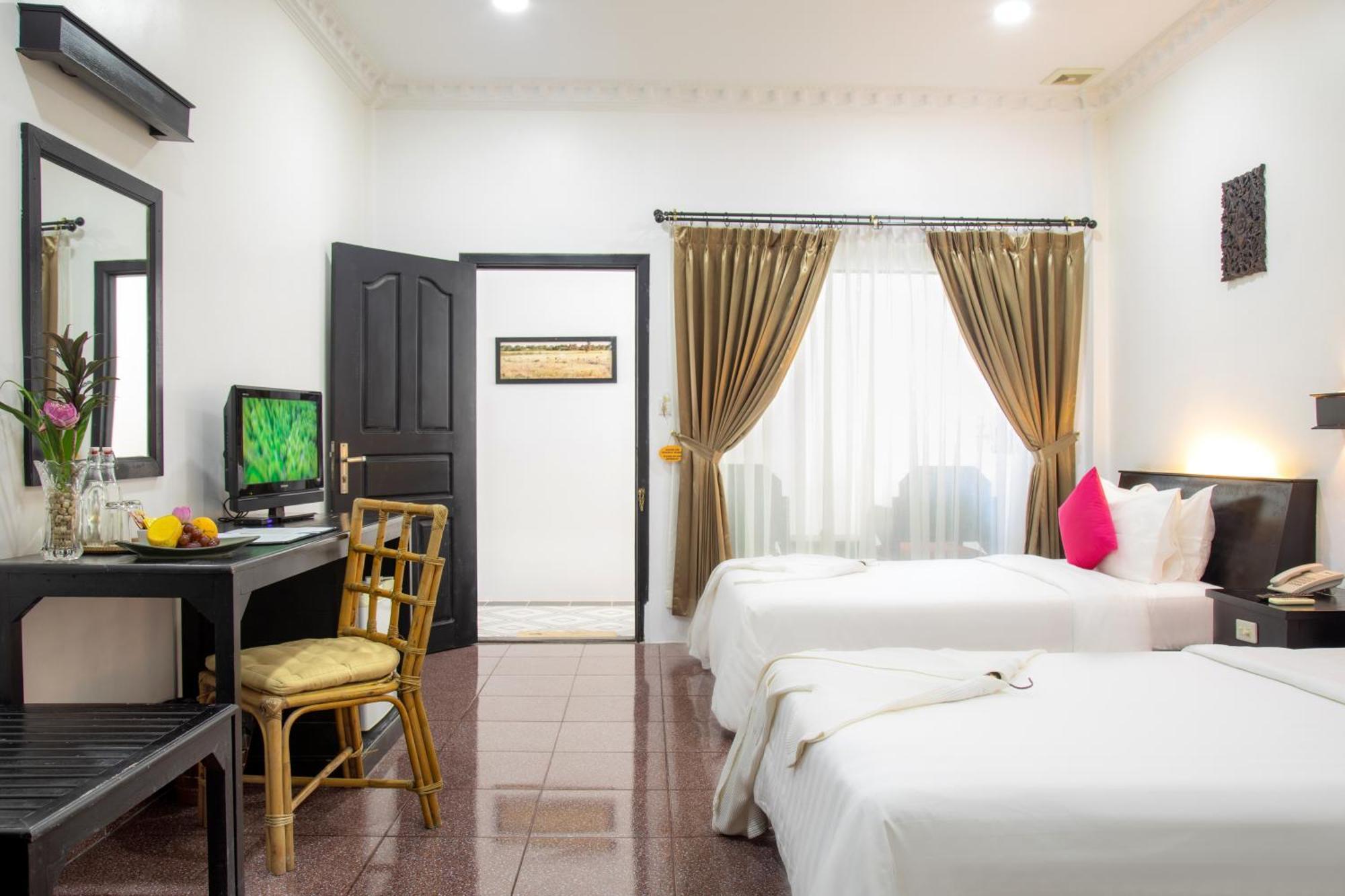 Deluxe Twin Room Balcony