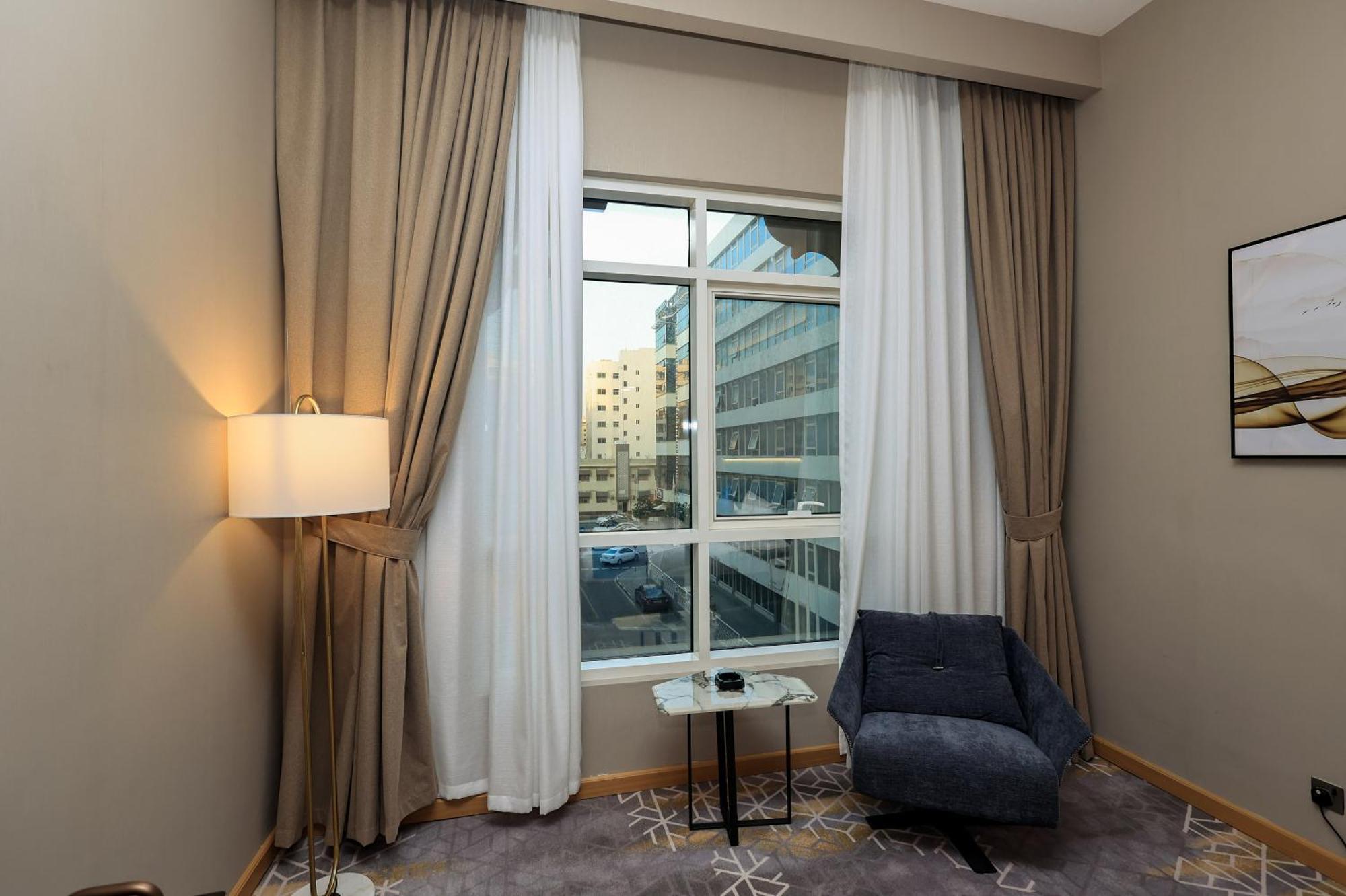 Premium King Room Non-Smoking