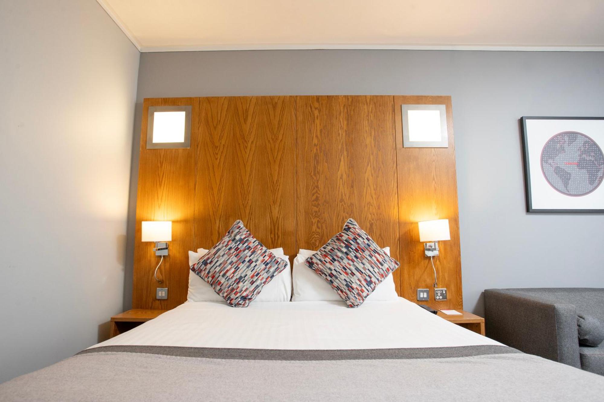 Executive King Room,1605196275:JPEG