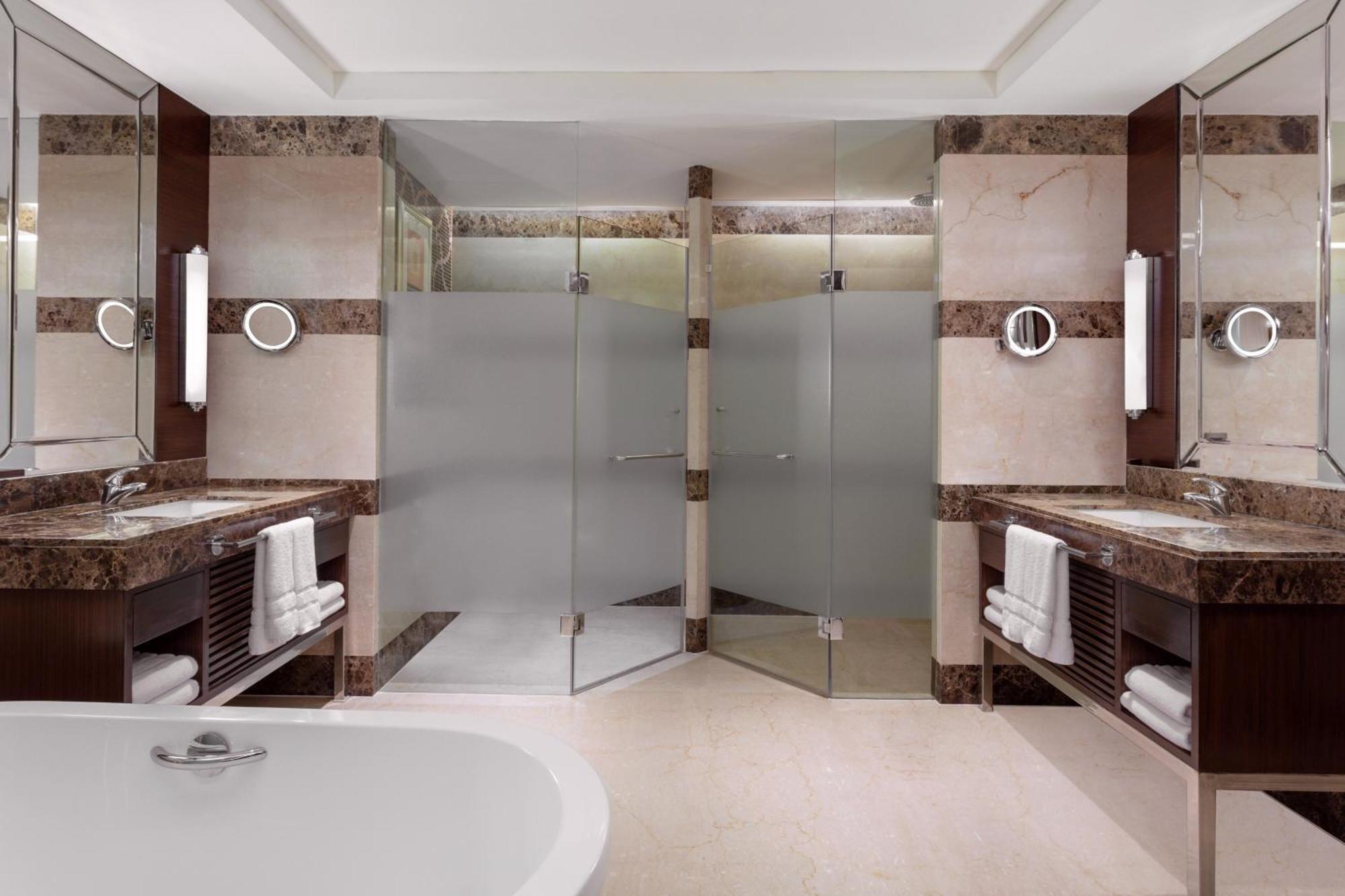 Presidential Suite Executive Lounge Access