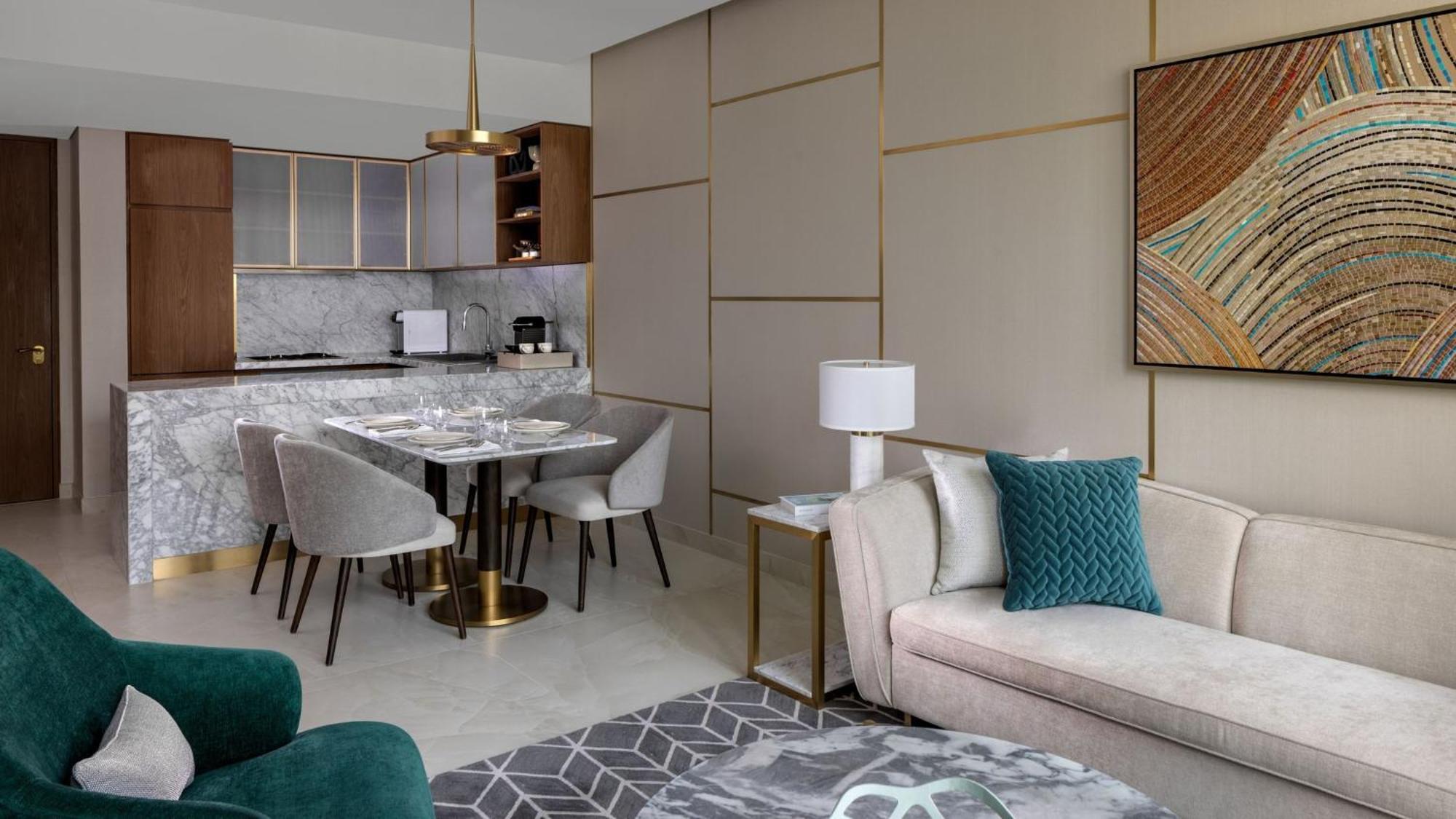 Two-Bedroom Suite Balcony Canal View High Floor