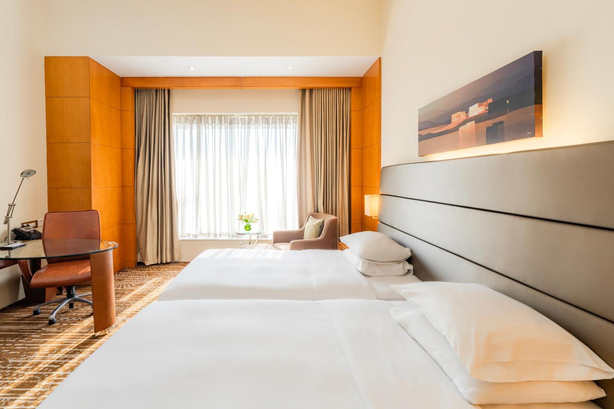 2 Twin Beds