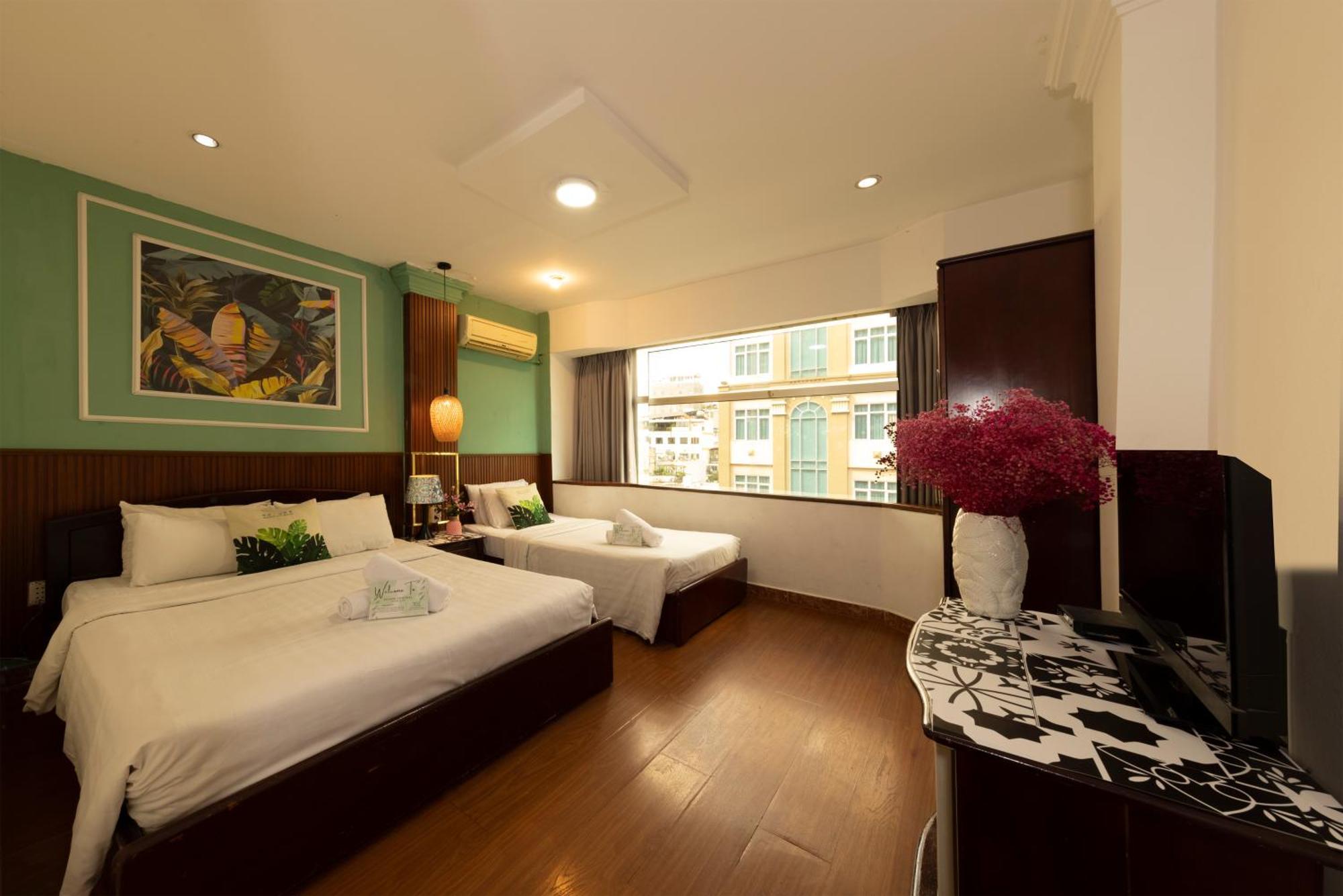 Triple Room City View