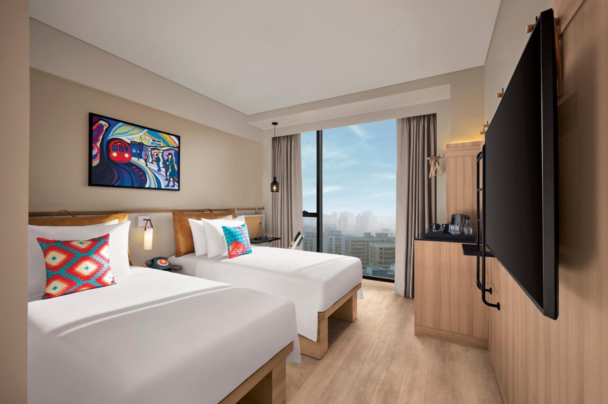 Moxy High Twin Room (Complimentary INR 1000 Hotel Credit,Happy Hours with 1+1 offer, Complimentary mocktail/cocktail on arrival)