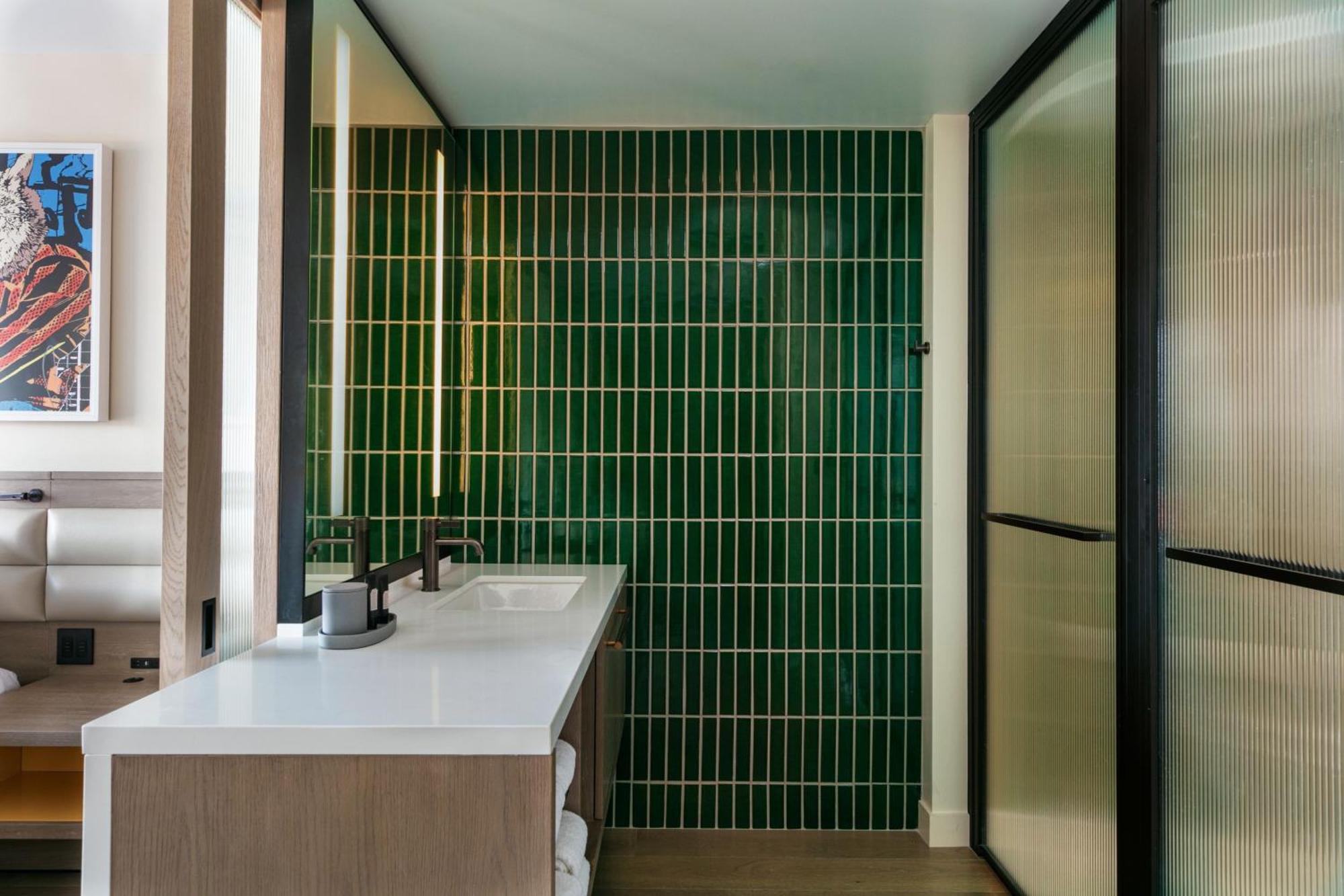 Standard Queen - Low Floor/Mobility Accessible with Roll-In Shower