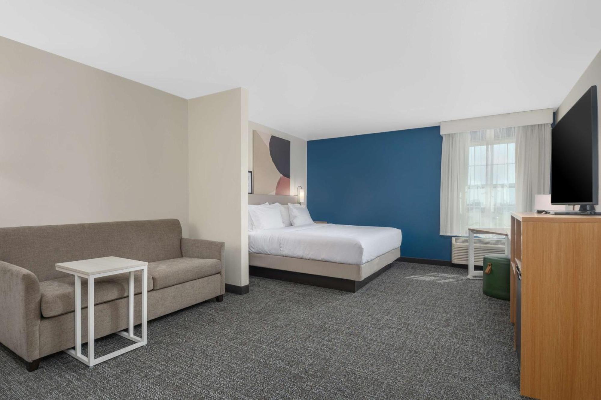 King Room with Sofa