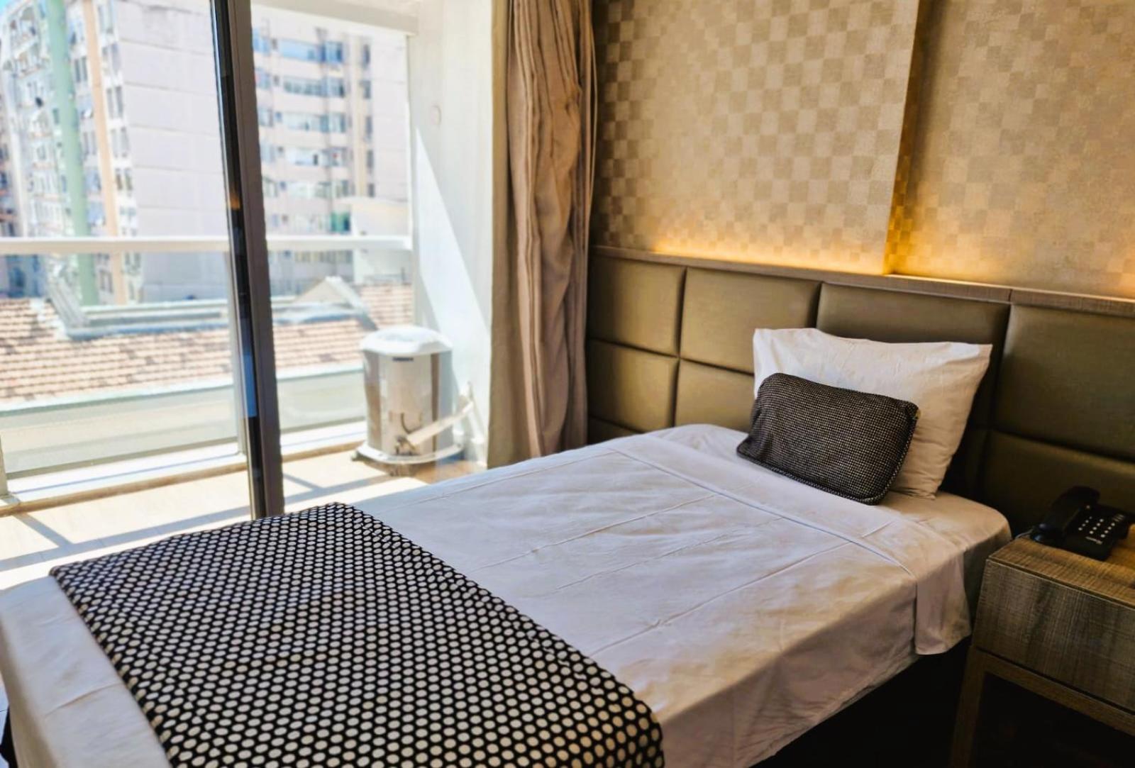 Luxury Triple Room