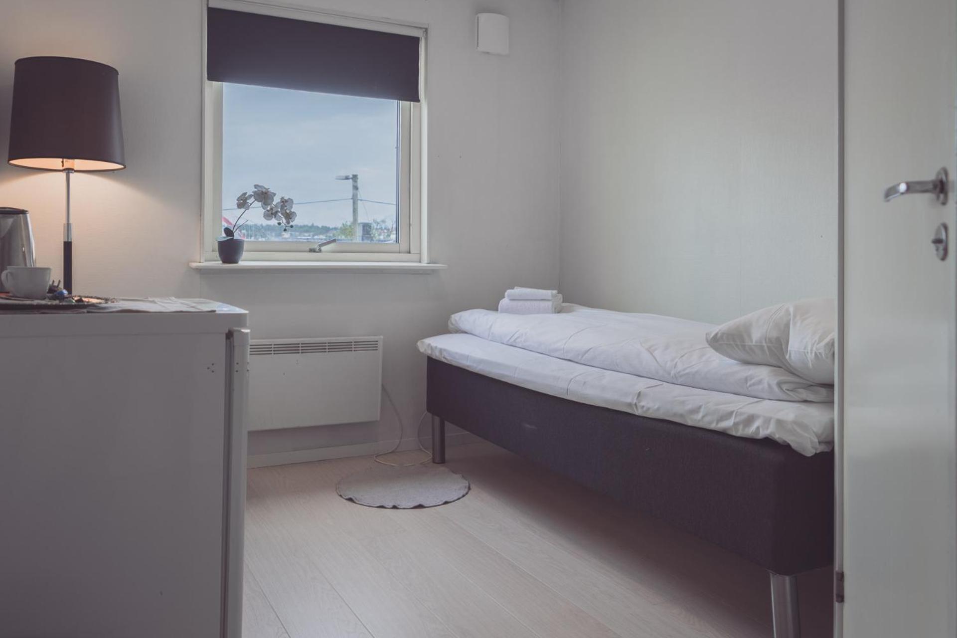 Budget Single Room Sea View