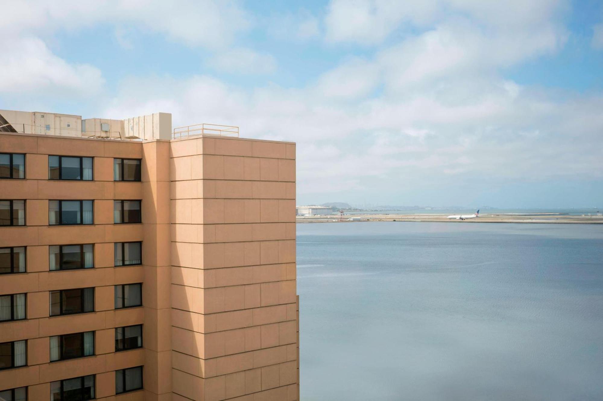 Guest room with Two Double Beds, Bay view