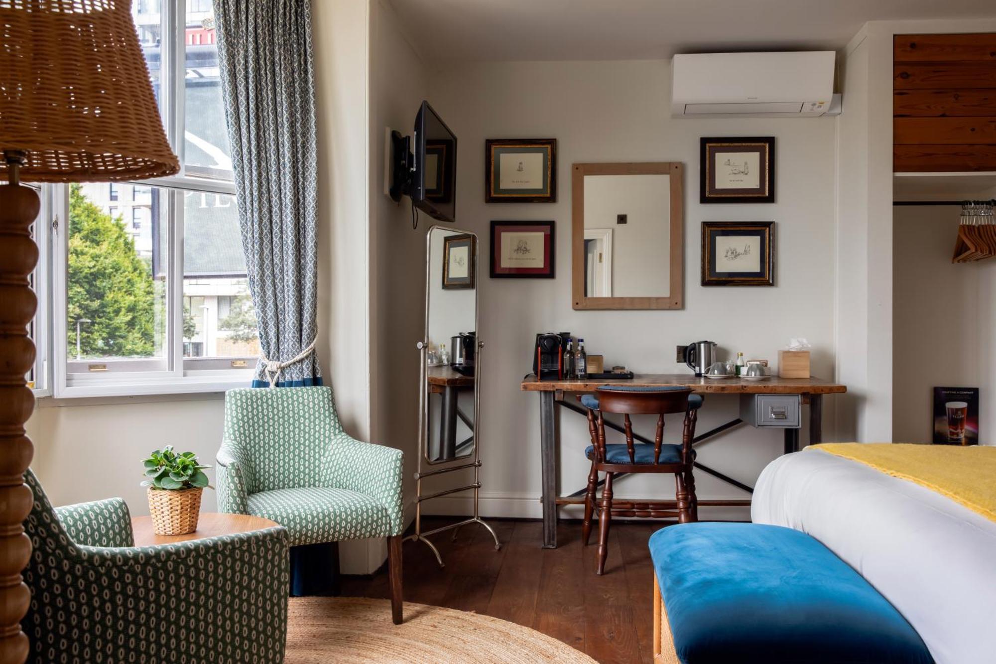 Superior Deluxe Double or Twin Room