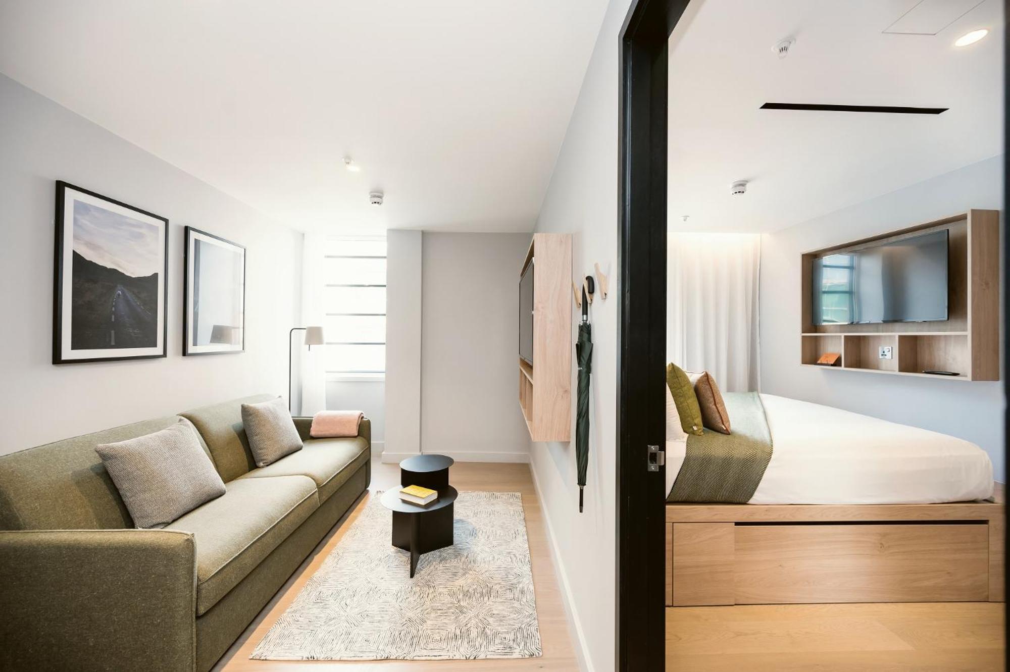 One Bedroom Apartment Plus