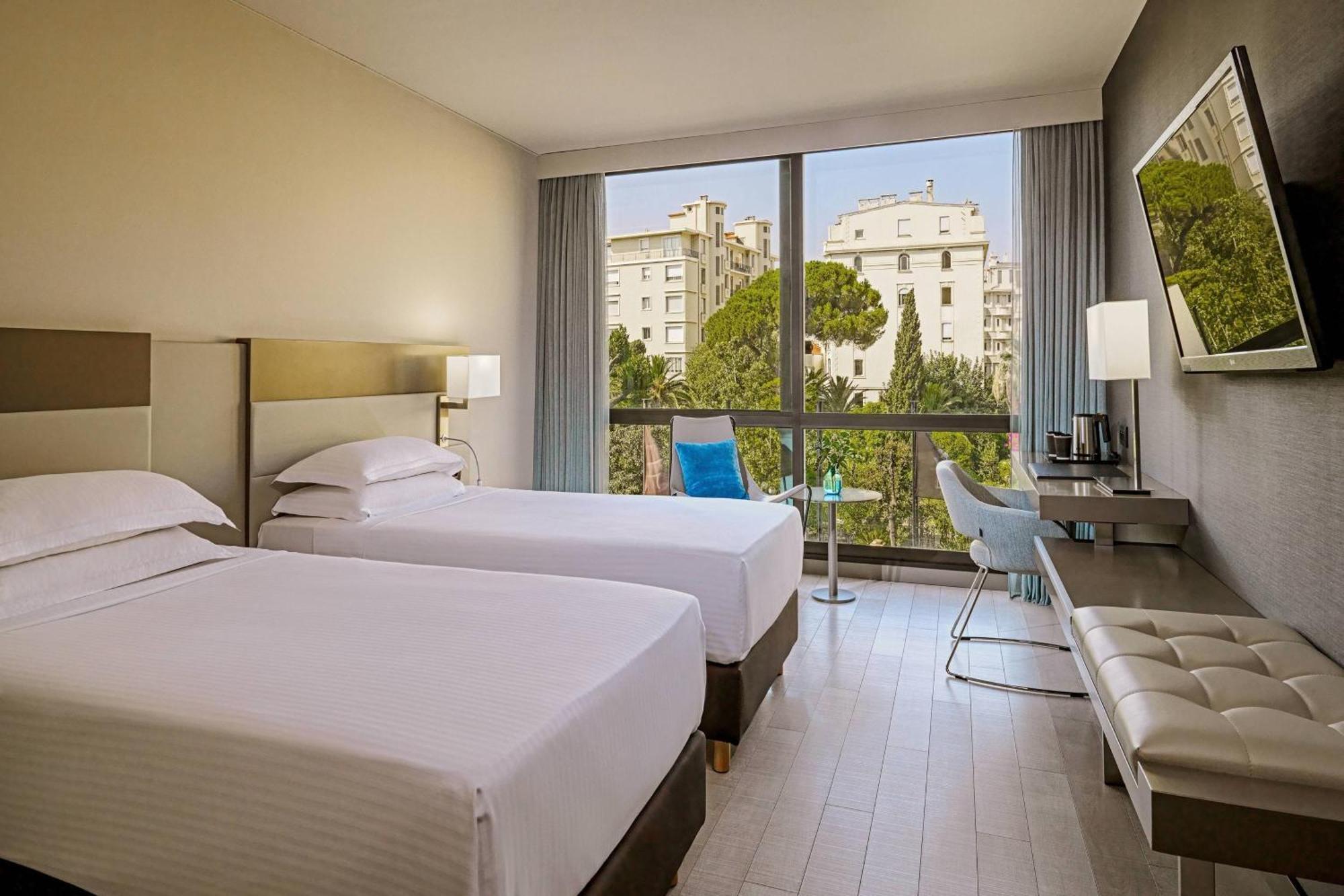 Superior Twin Room Garden View