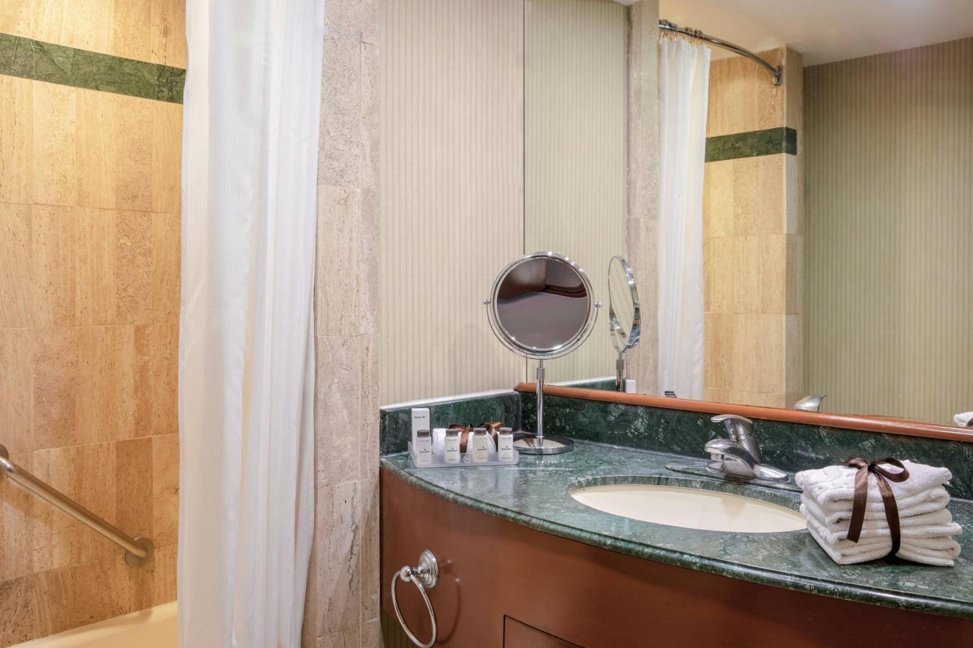 Classic Guest room 1 King Danubio Tower
