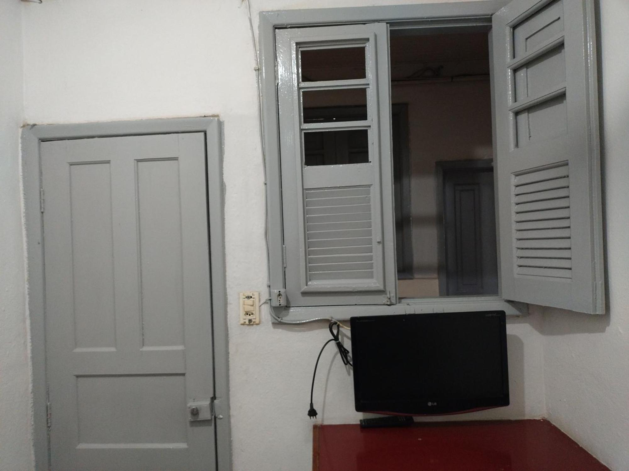 Budget Single Room