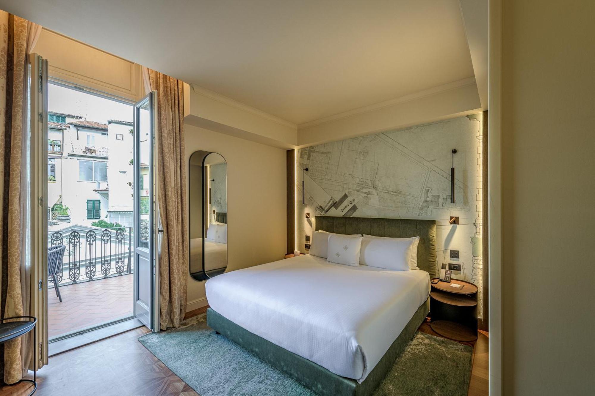Deluxe Double or Twin Room with Balcony