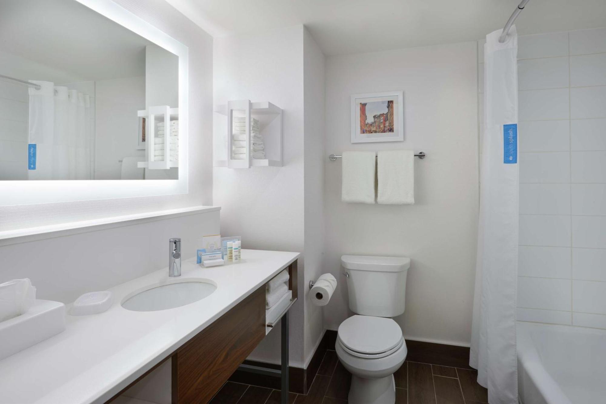 King Room - Disability Access/Non-Smoking