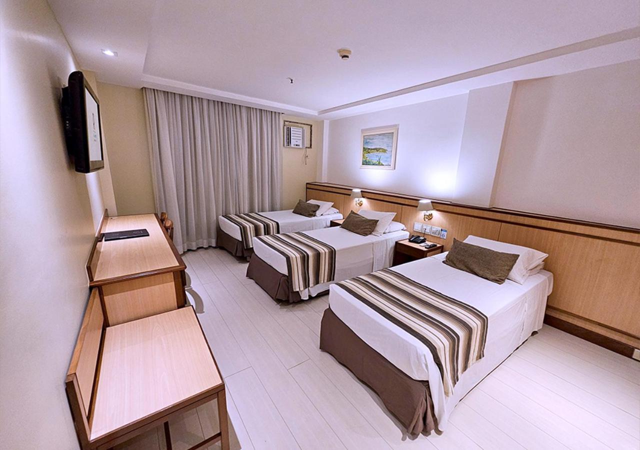 Luxury Triple Room 3 Single Beds