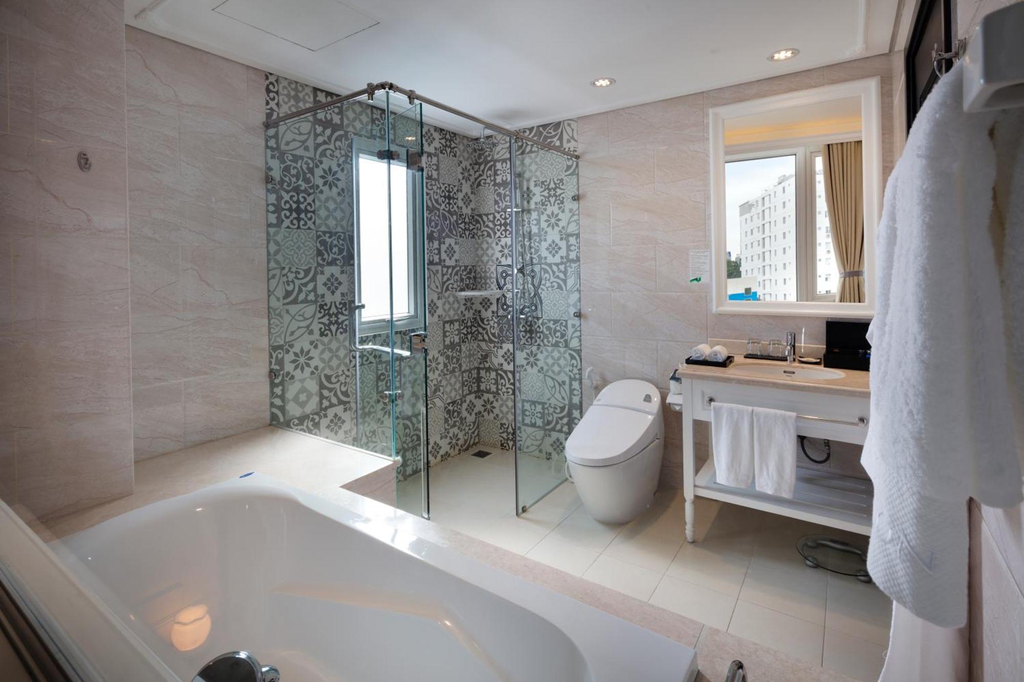 Imperial Heritage Suite Massage