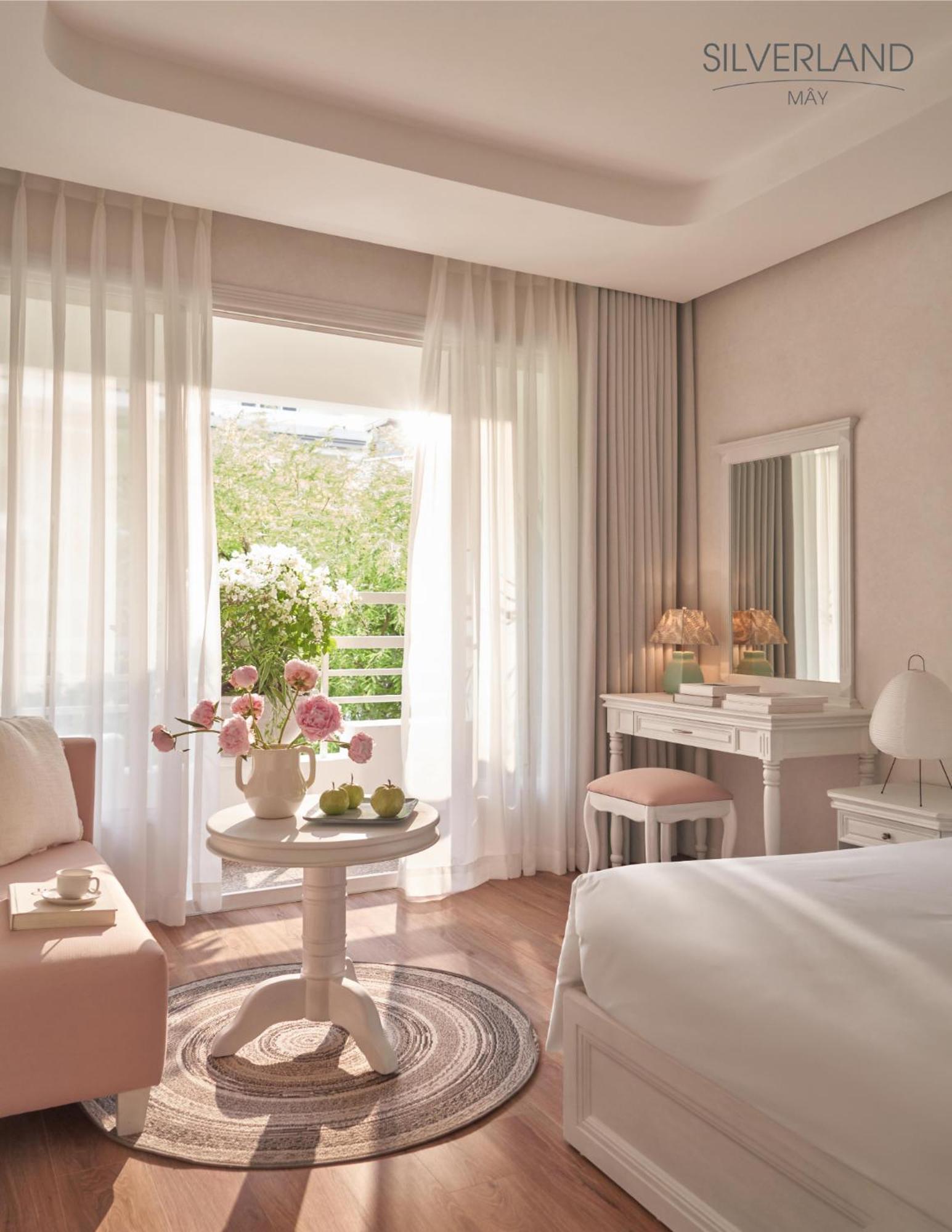 Bougainvillaea Signature Double Afternoon tea