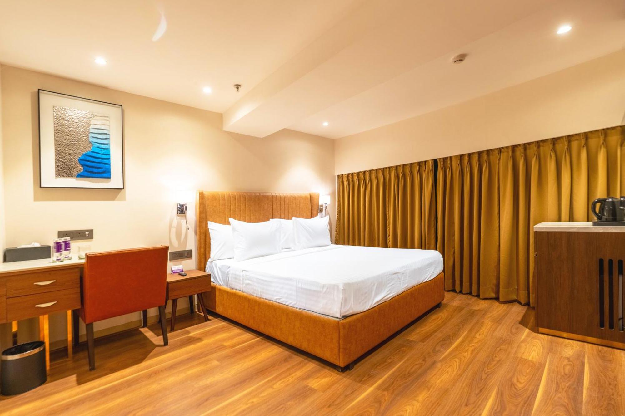 Standard Double Room - Enjoy tea/coffee, 1 veg snack, 1 dessert for Rs 199+ taxes,1617782359:JPEG