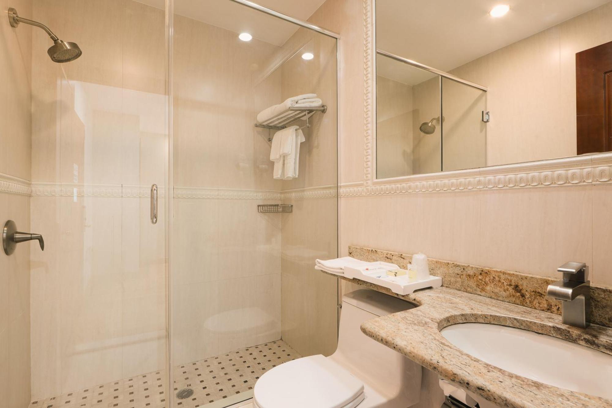 Junior Suite,1618283791:JPEG