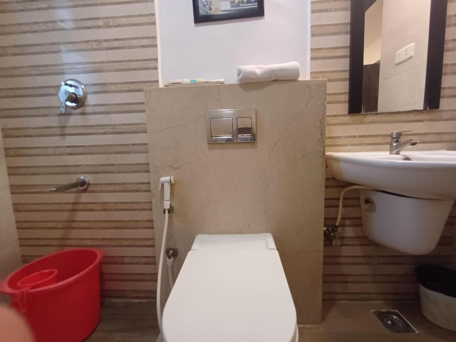 Budget Double Room,1618377866:JPEG