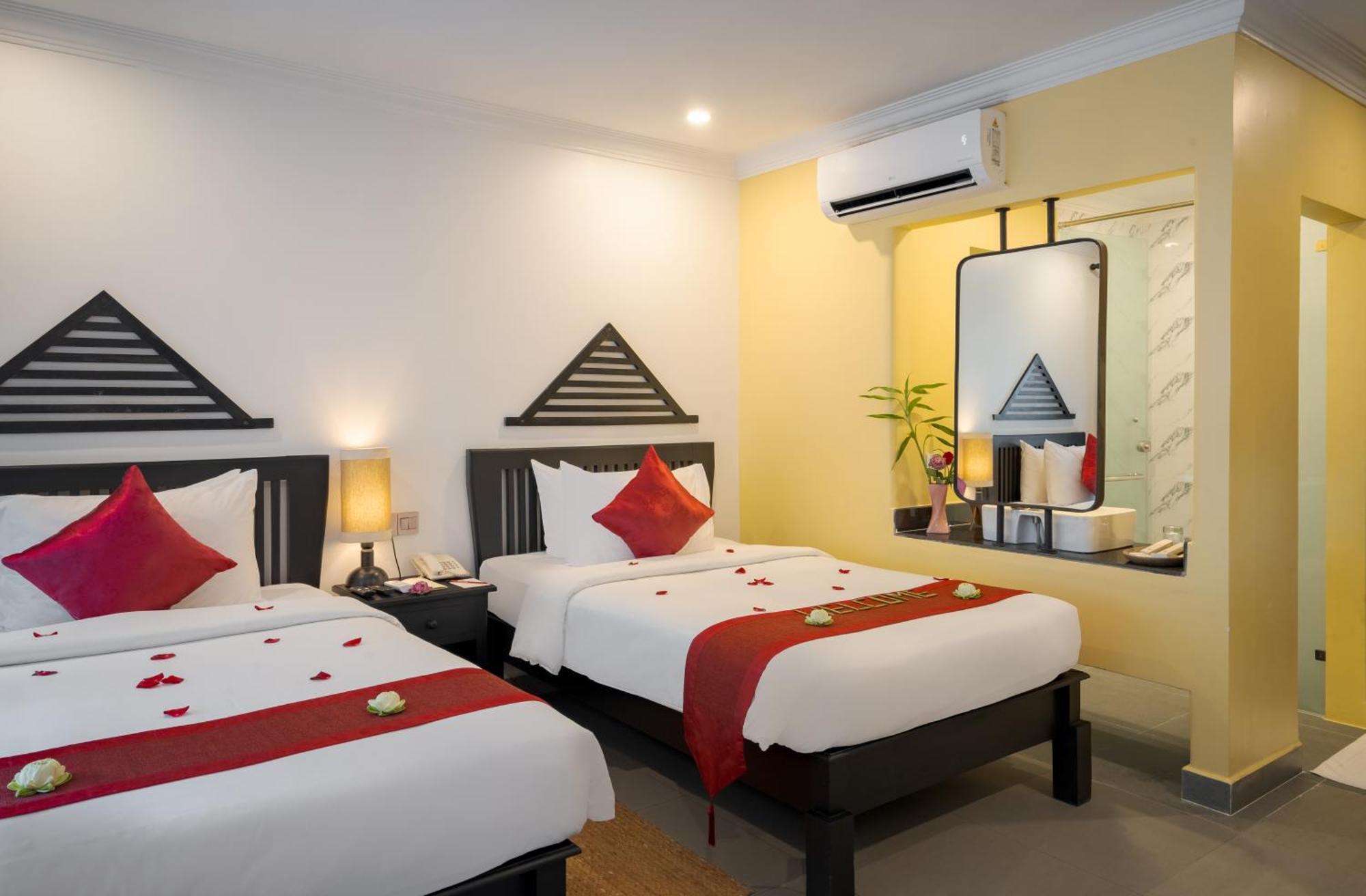 Apsara Twin Room Pool View