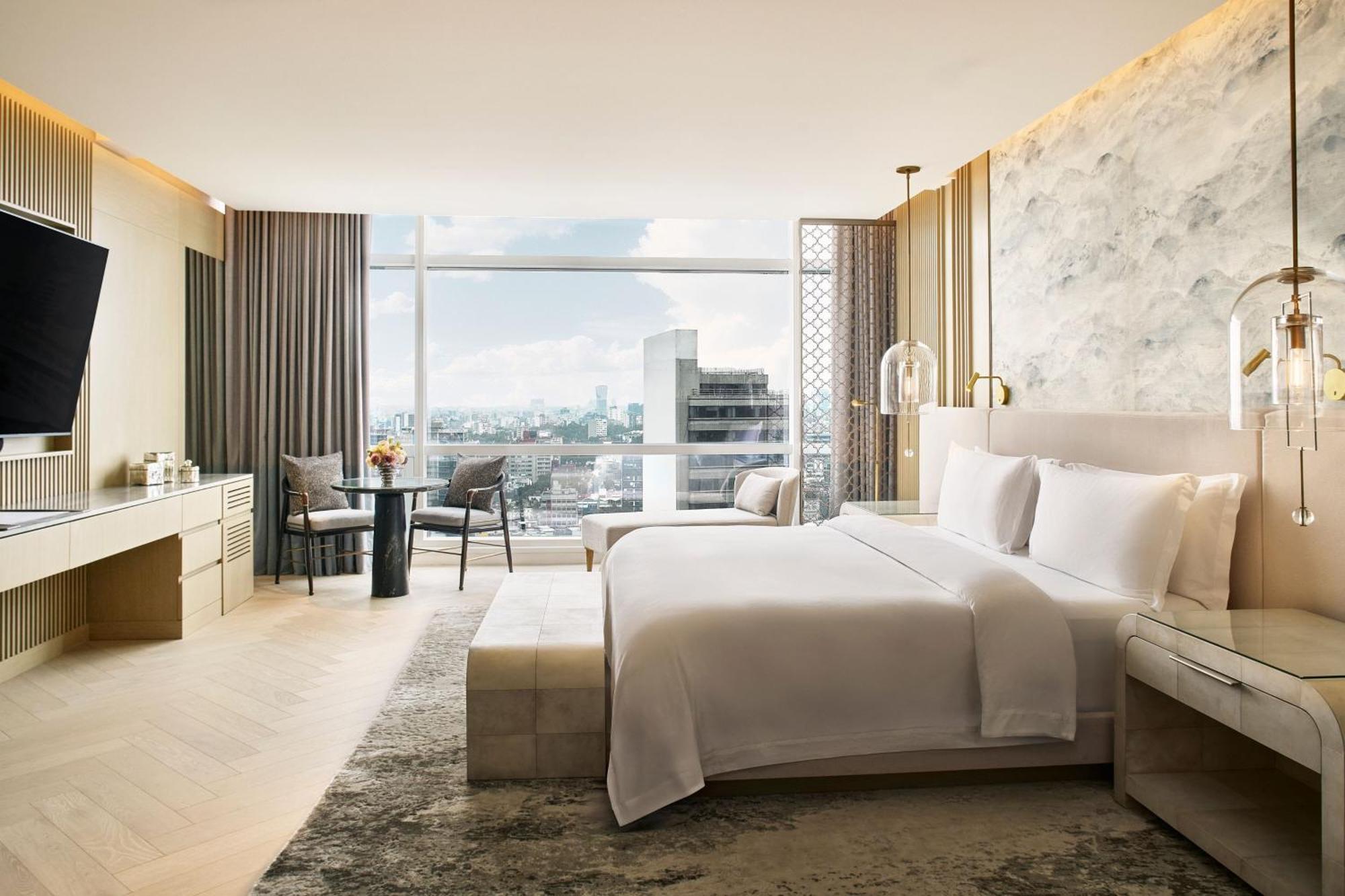 St Regis-Butler Service Suite Reforma Avenue view