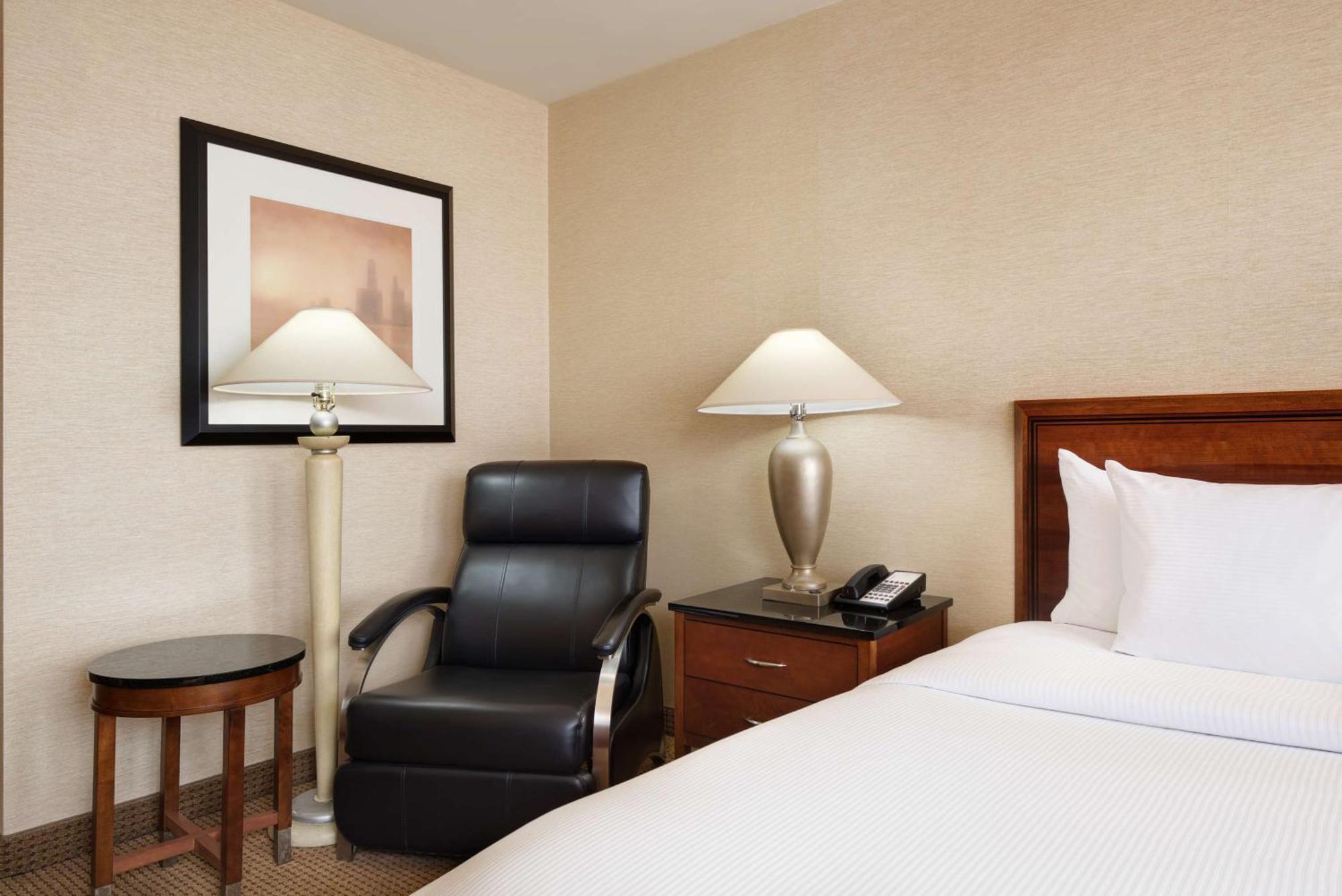 King Room Runway View