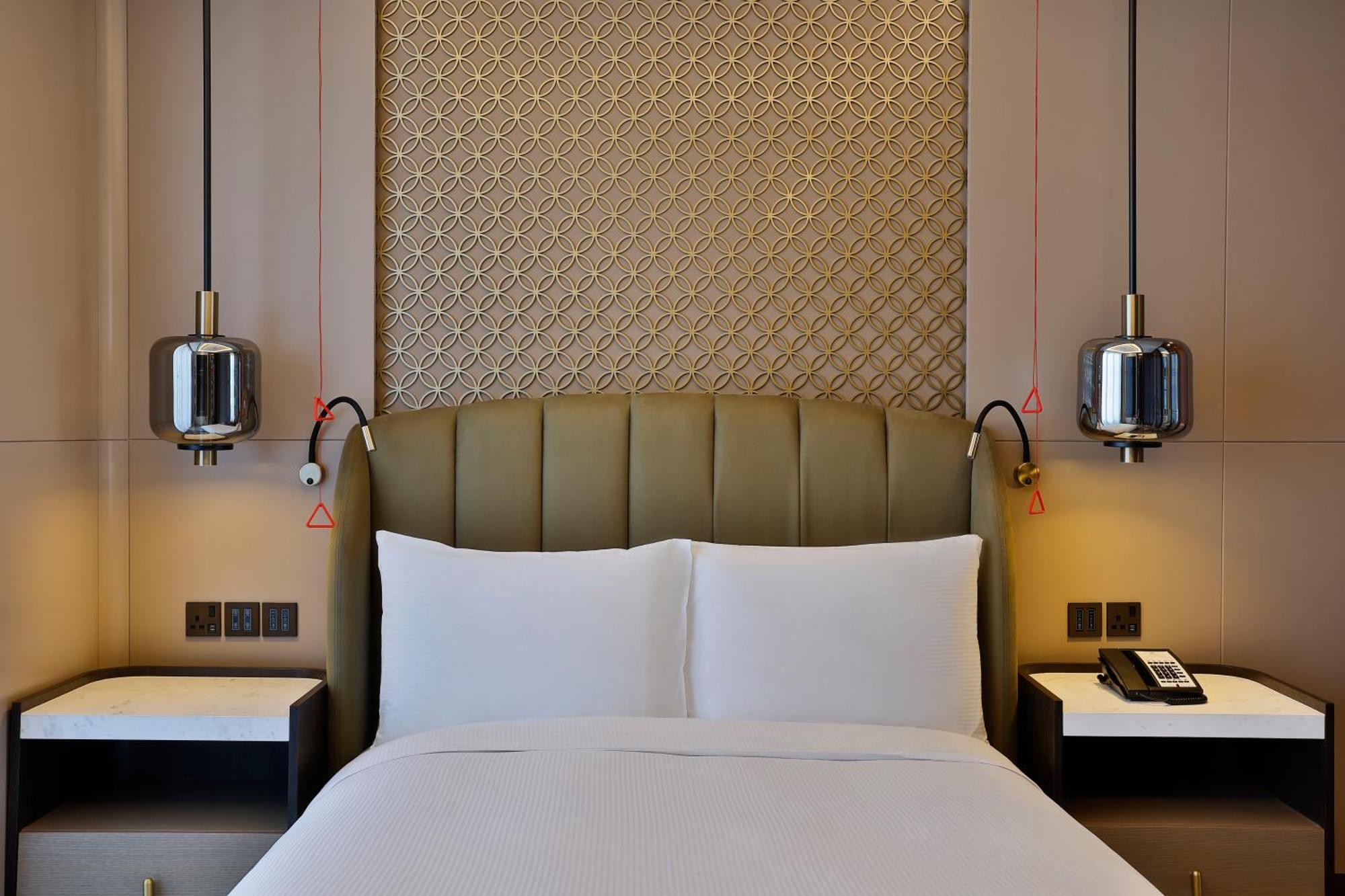 Queen Room Mobility Access