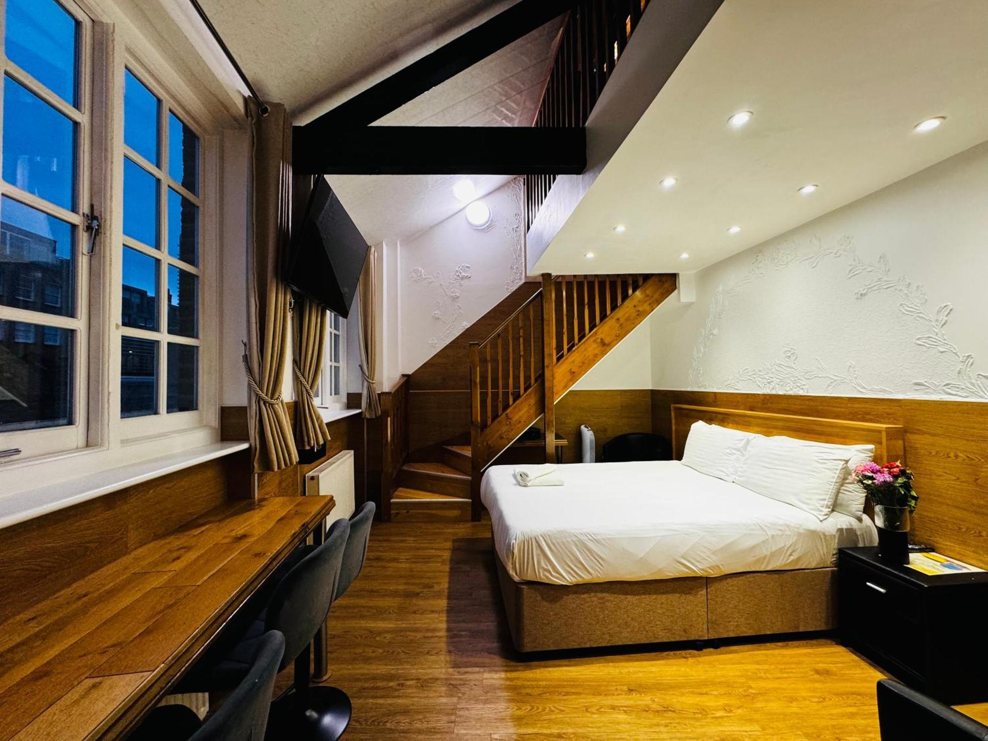 Apartment Split Level
