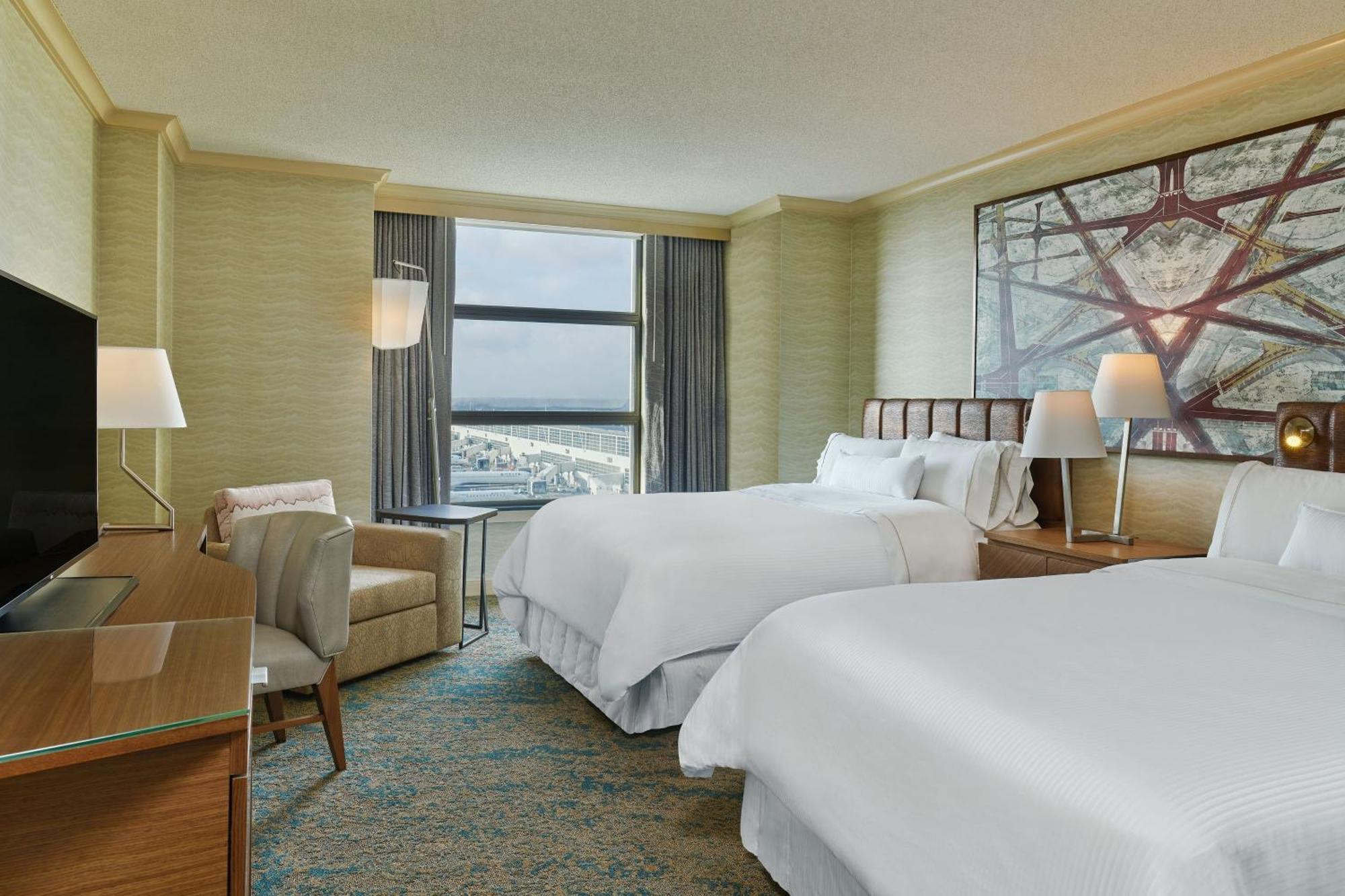 Premium Tarmac View Dbl Guest room 2 Double