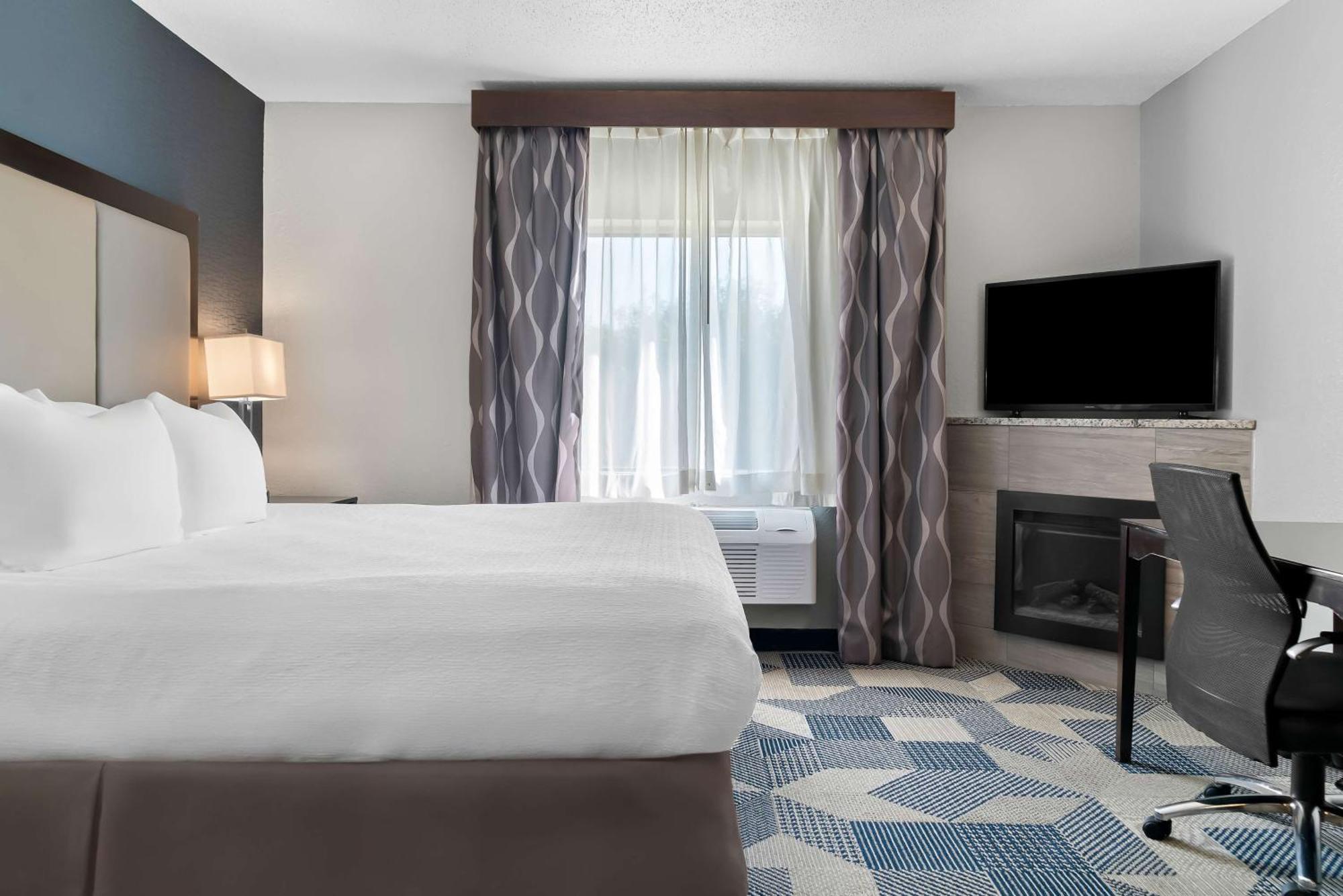 King Suite with Spa Bath