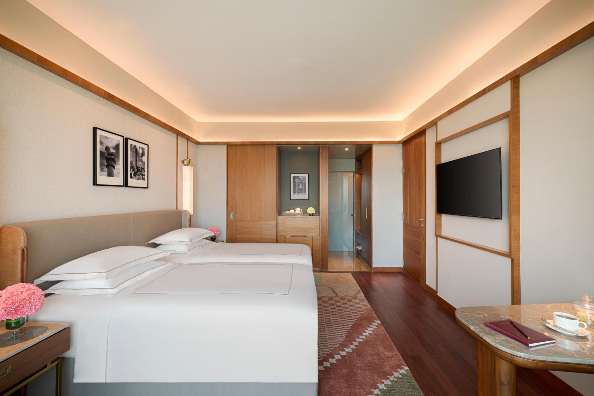 Grand Luxury Room Twin Bed Jacuzzi
