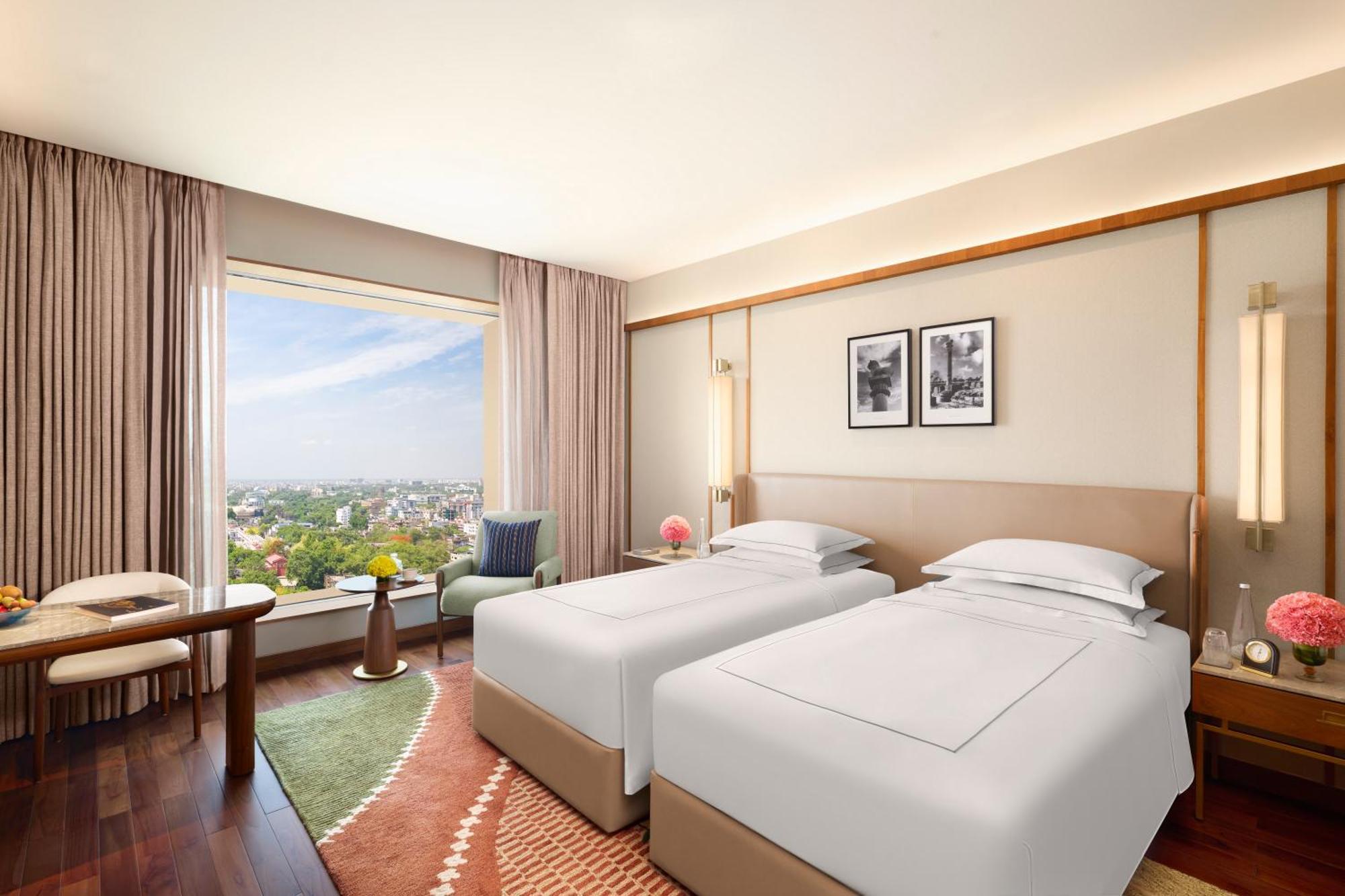 Grand Luxury Room Twin Bed Jacuzzi
