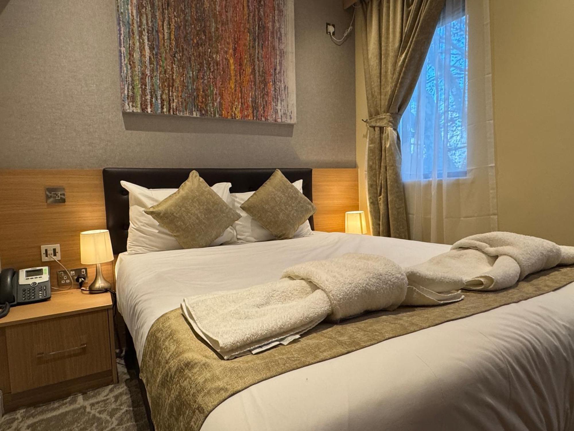 Queen Room