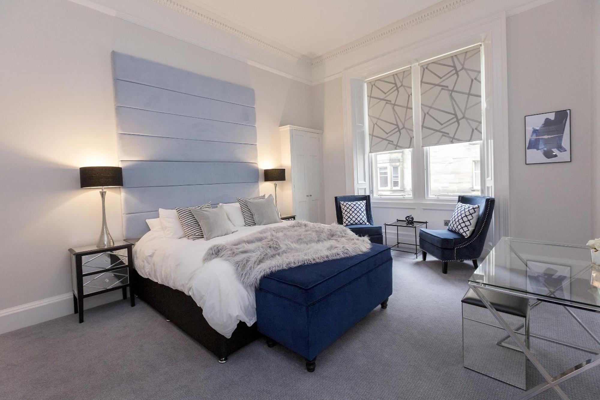 Double or Twin Luxury Ensuite Bath