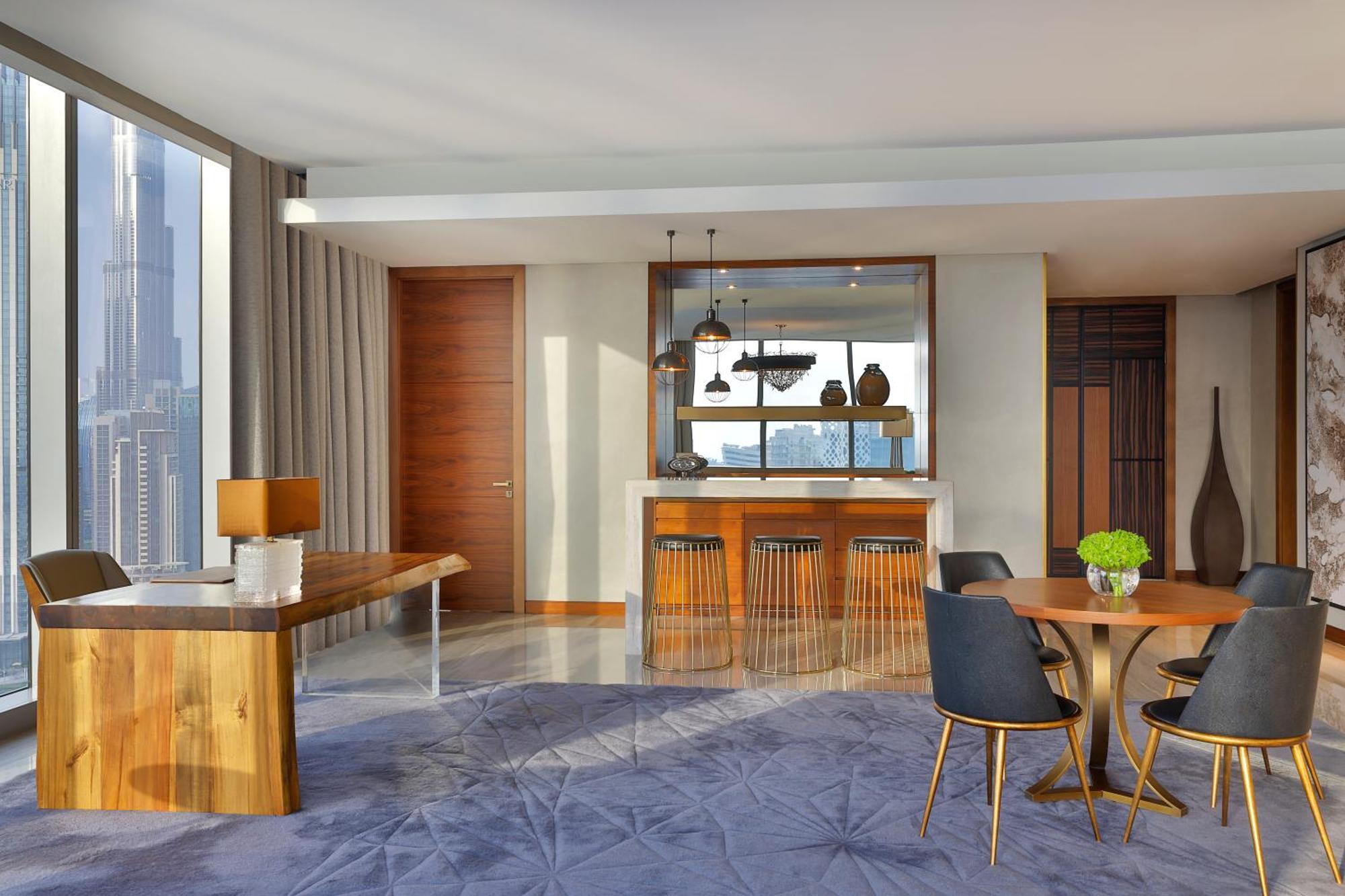 Signature King Suite Canal View including Signature St Regis Butler Service