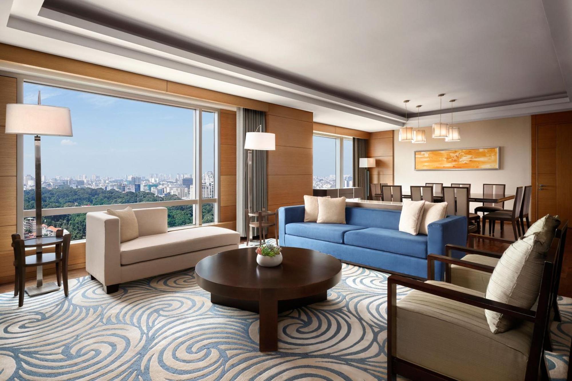 Executive Suite Lounge Access