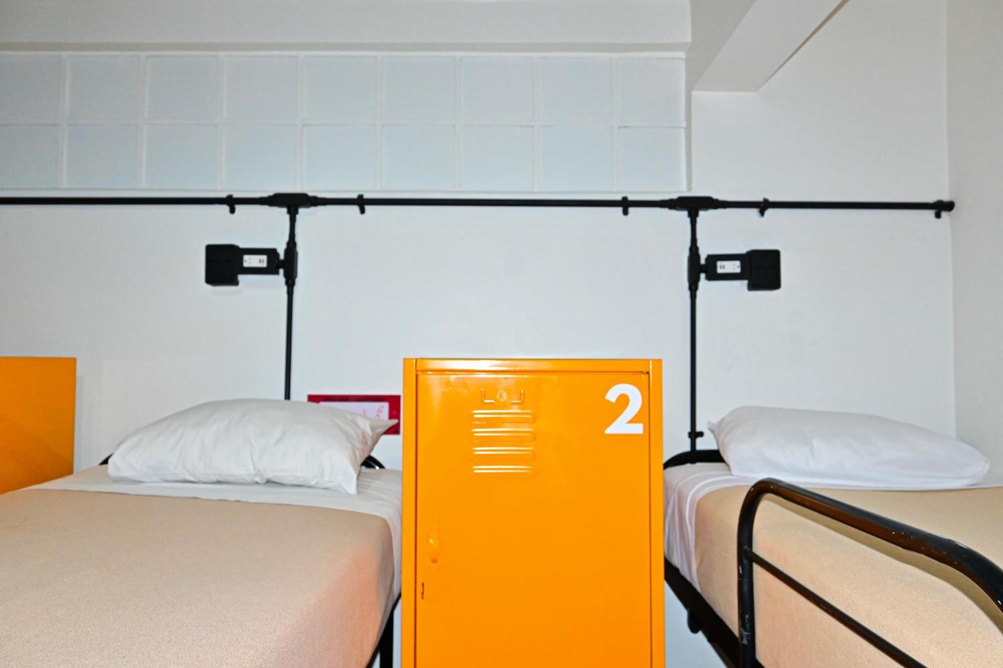 Bed 4-Bed Female Dormitory Room