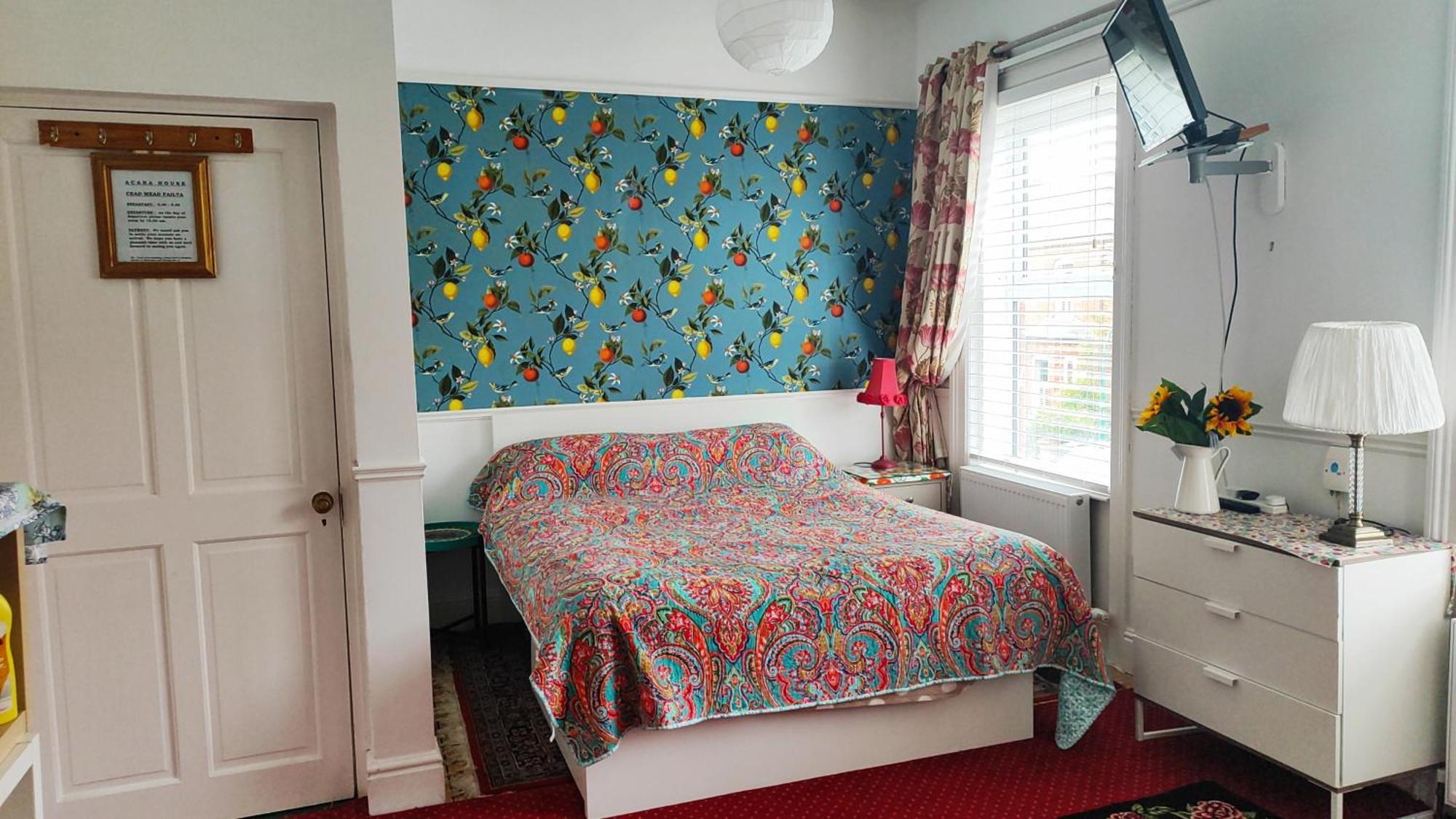 Double Room Private Bathroom