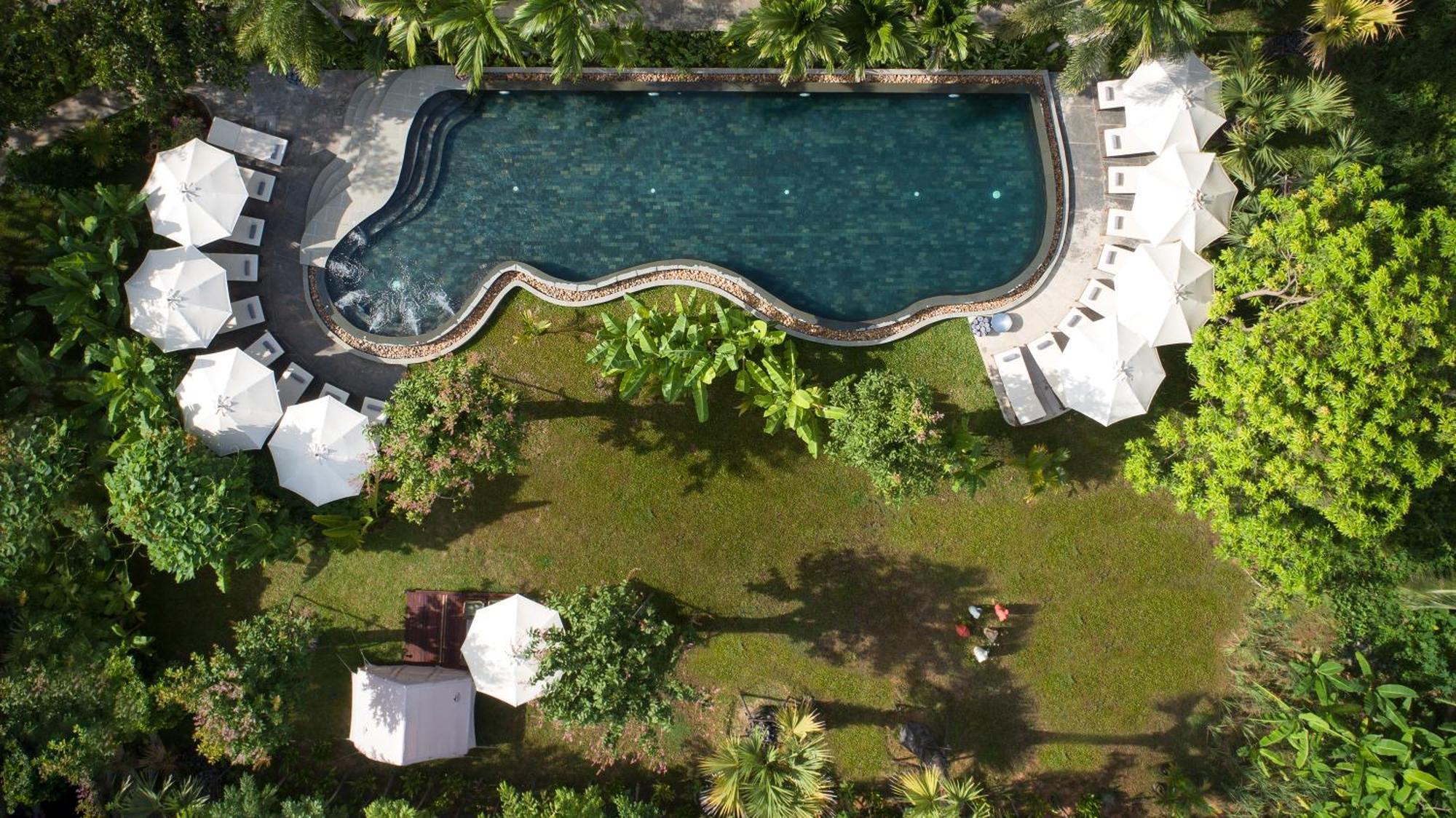 Honeymoon Suite Pool Access & Balcony | Includes Afternoon Tea & Tree Planting