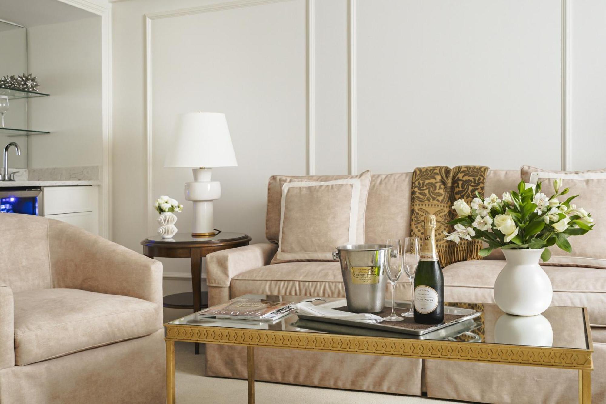 Queen Suite