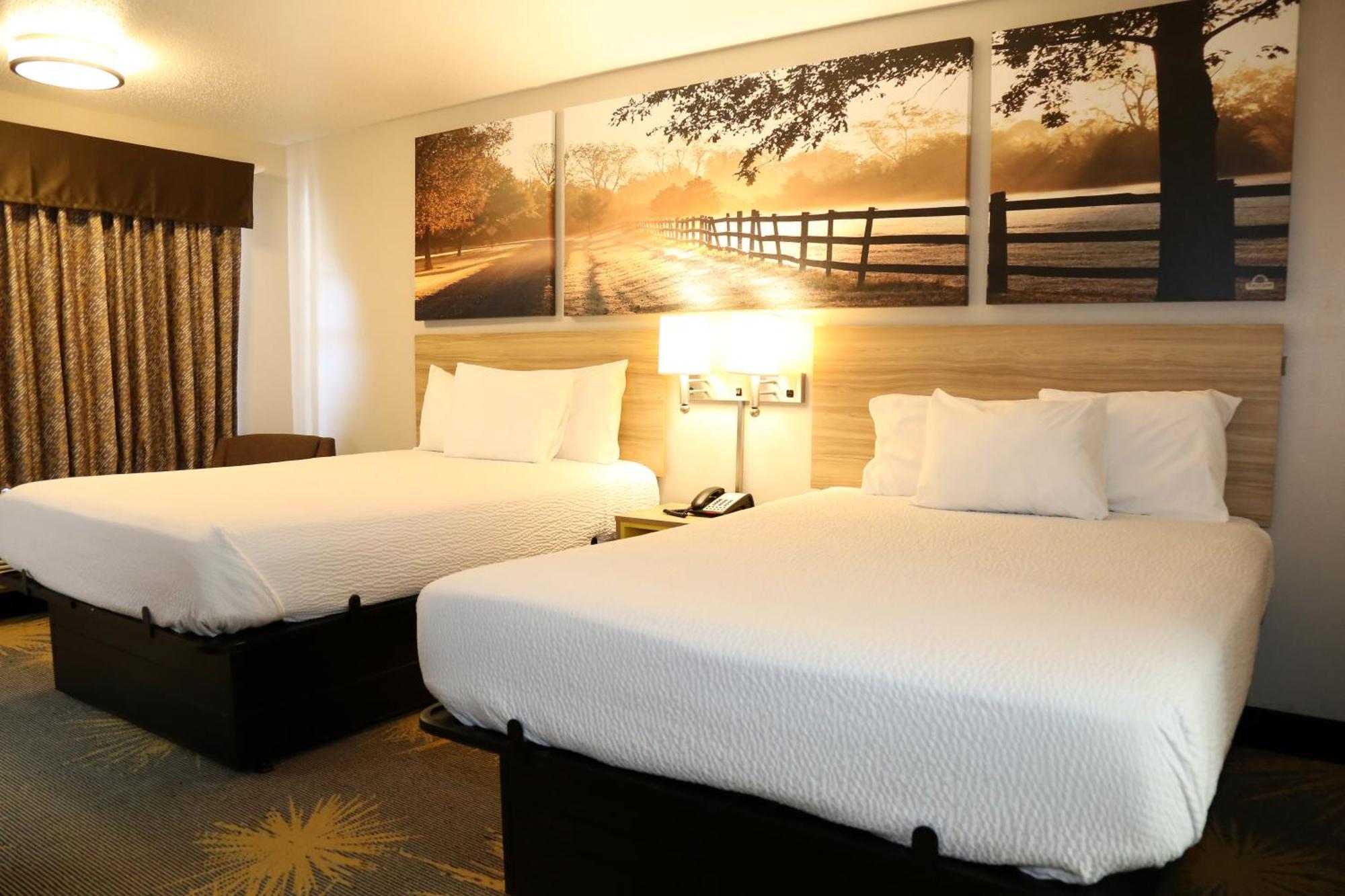 Queen Room Two Queen Beds Non-Smoking
